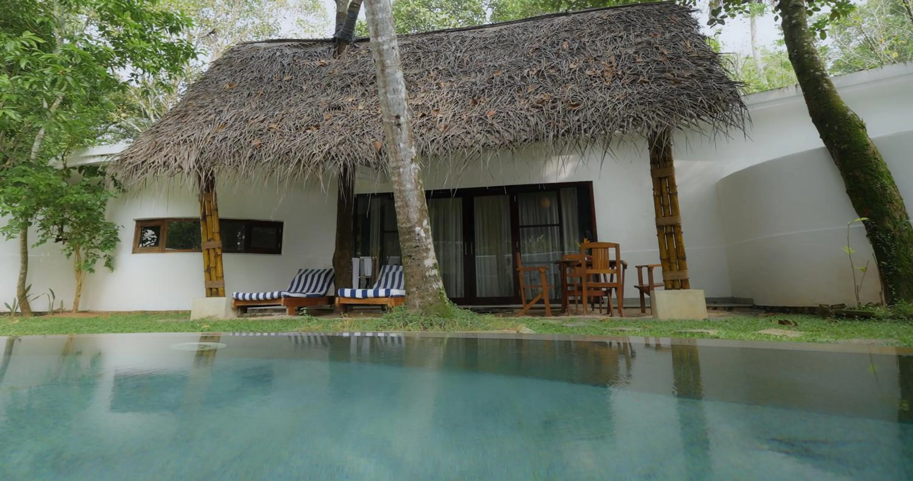 Swimming pool in Xandari Pearl Beach Resort