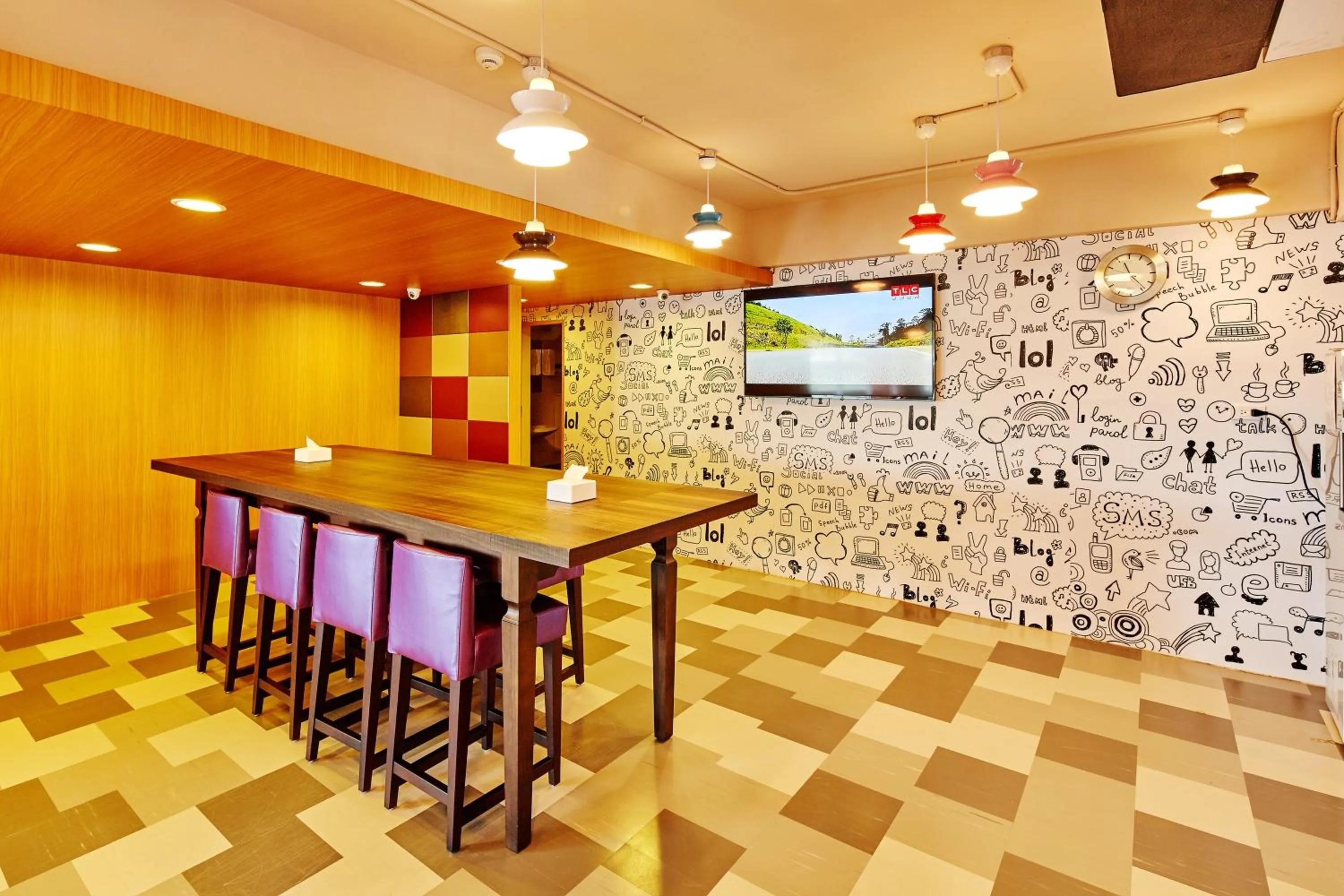 Seating area in Single Inn - Taipei