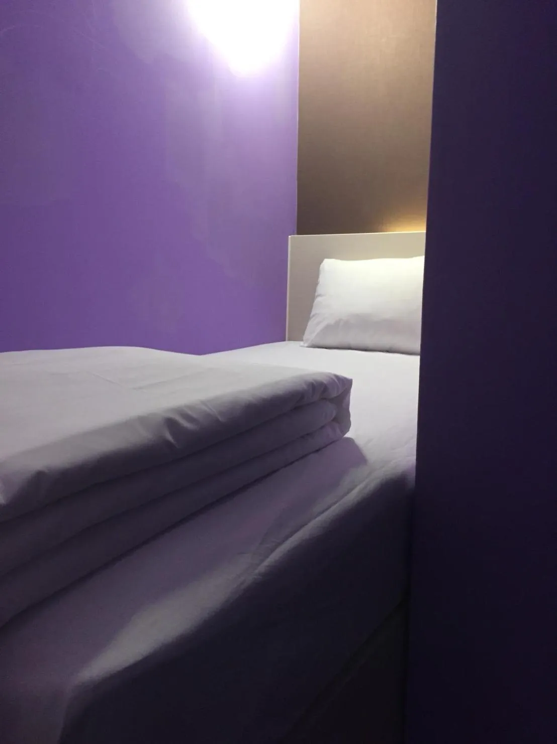 Bed in Single Inn - Taipei