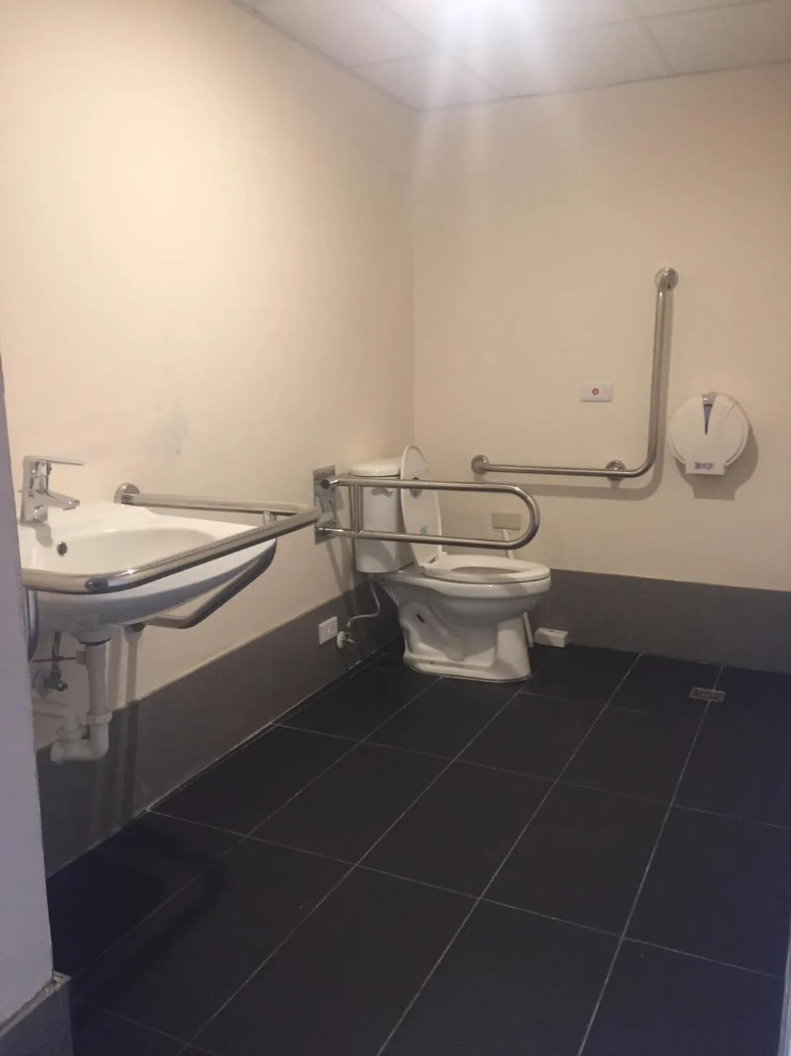 Toilet in Single Inn - Taipei