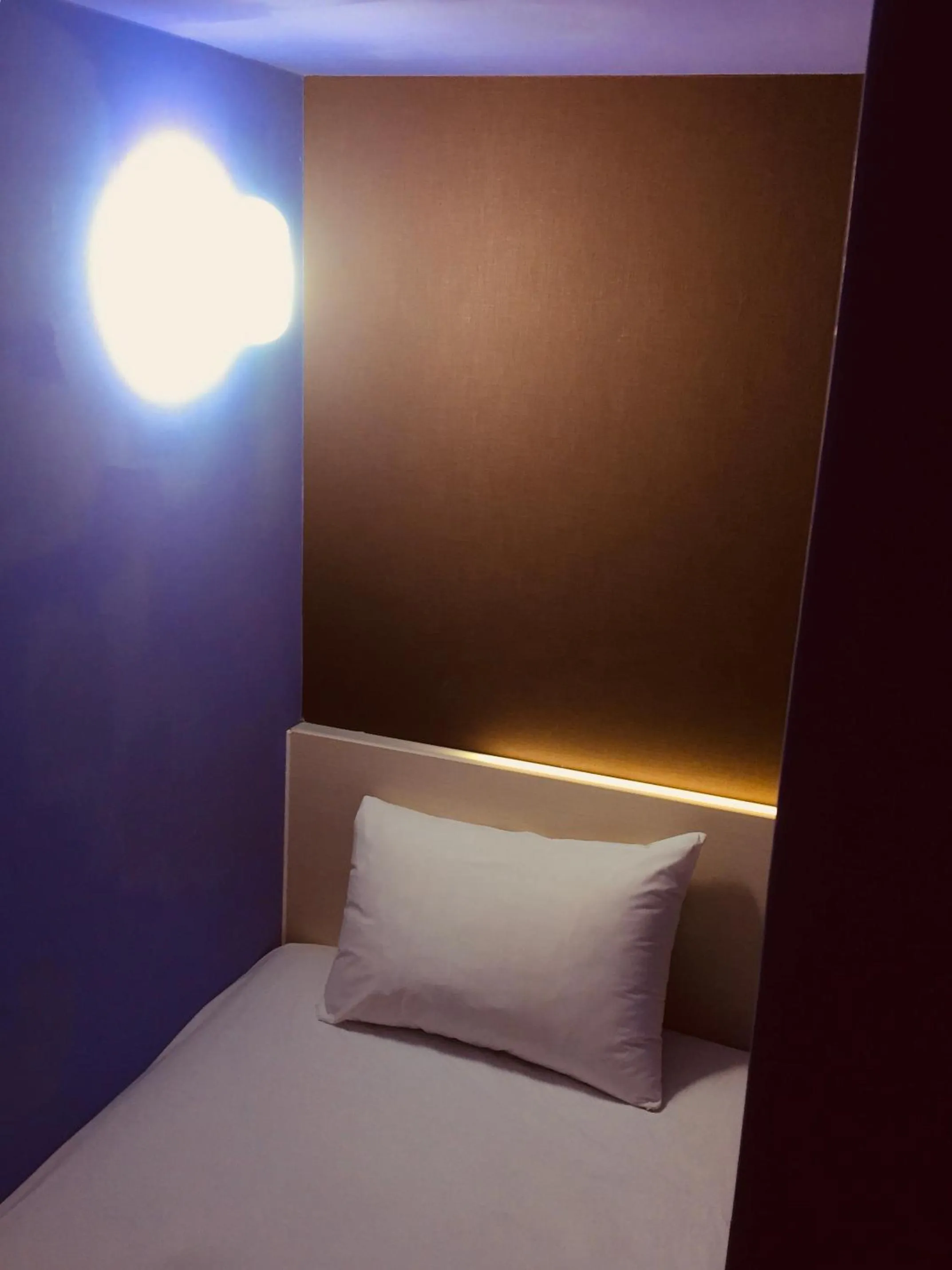 Bed in Single Inn - Taipei