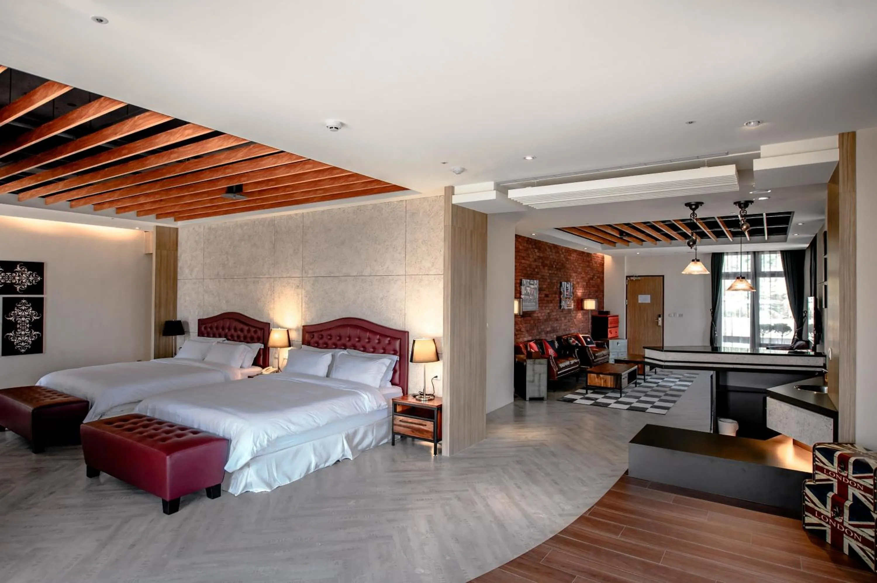 Photo of the whole room, Bed in No. 9 Hotel