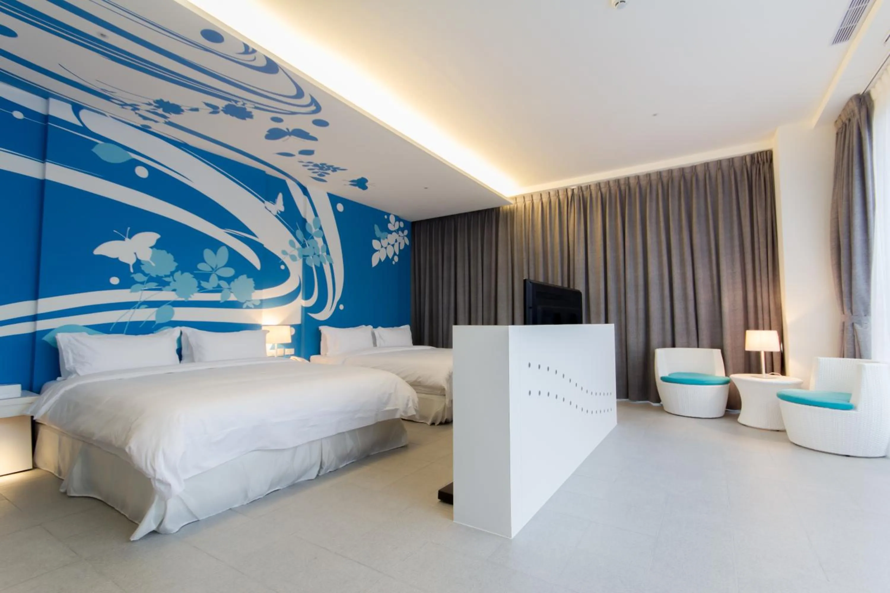 Photo of the whole room, Bed in No. 9 Hotel