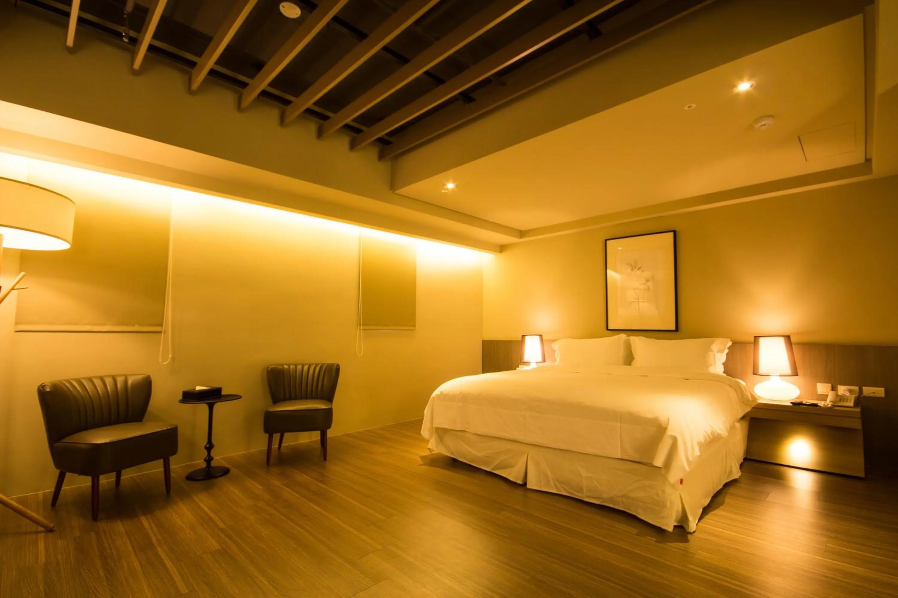 Photo of the whole room, Bed in No. 9 Hotel