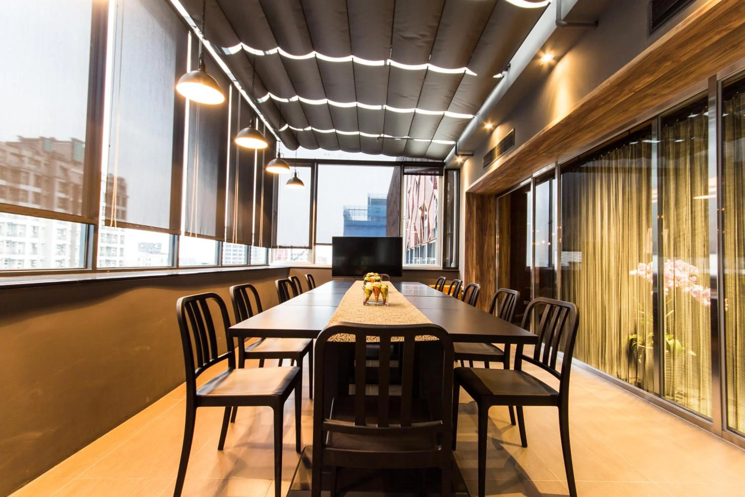 Business facilities in No. 9 Hotel