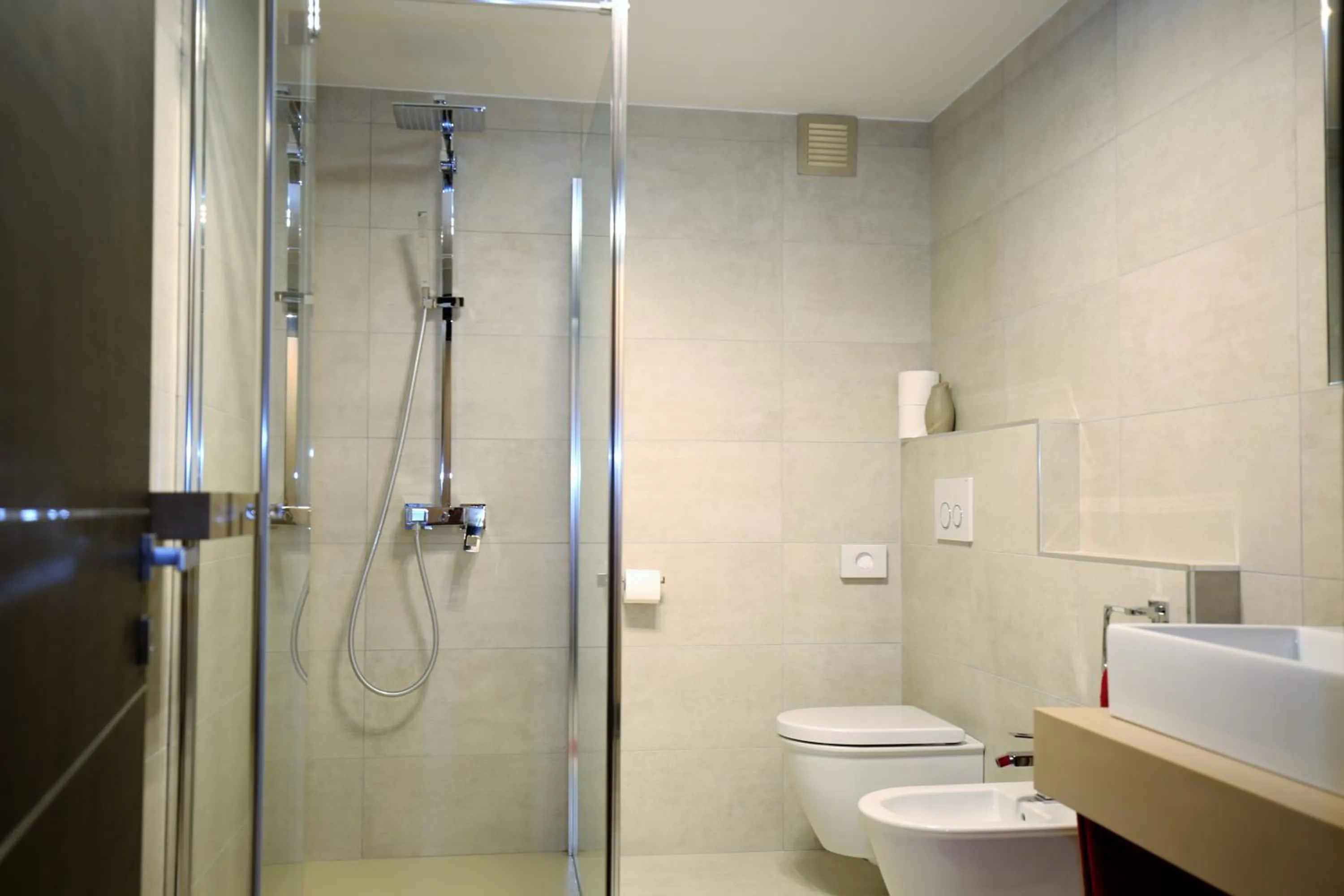 Shower in Hotel Garni Ischia