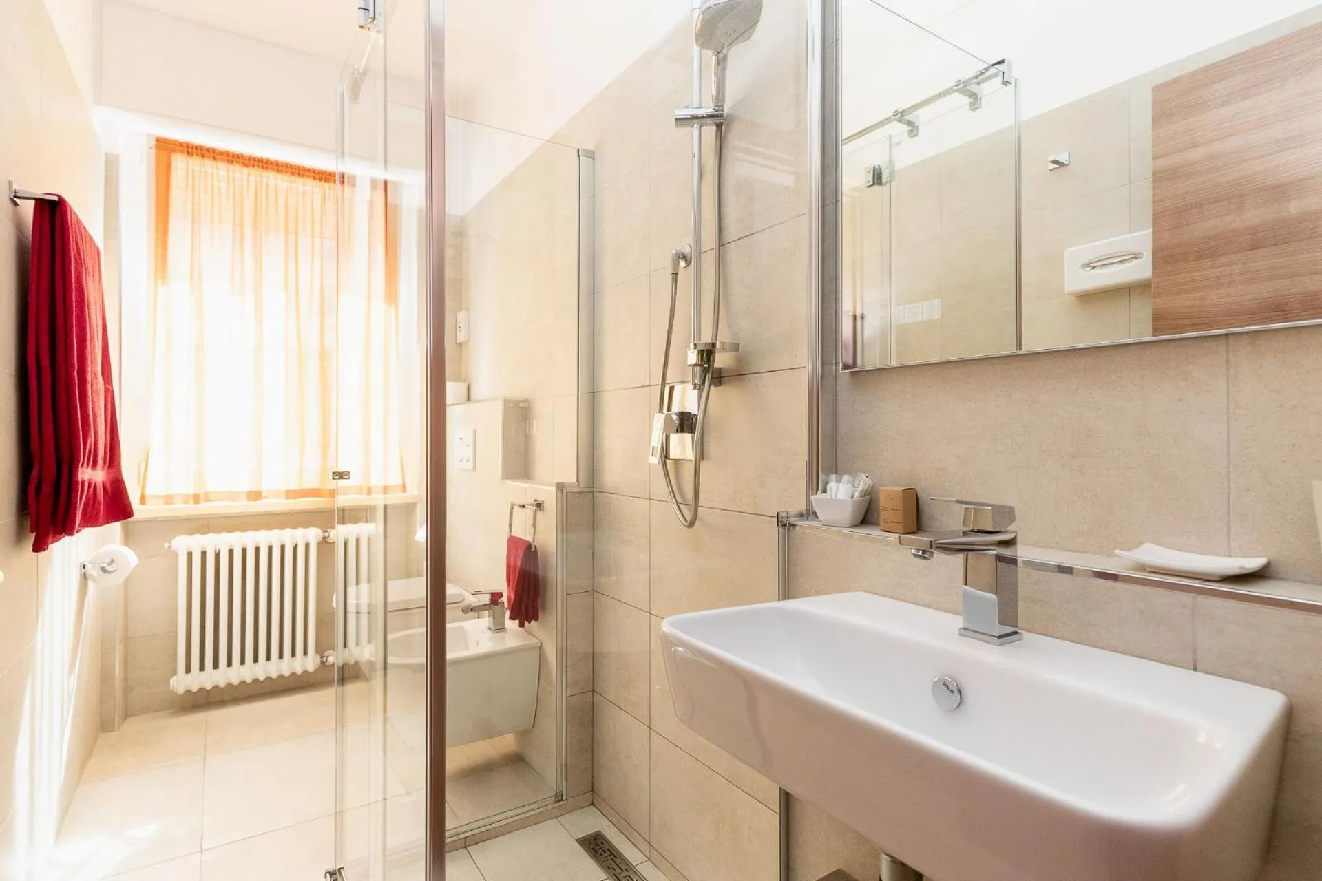 Shower in Hotel Garni Ischia