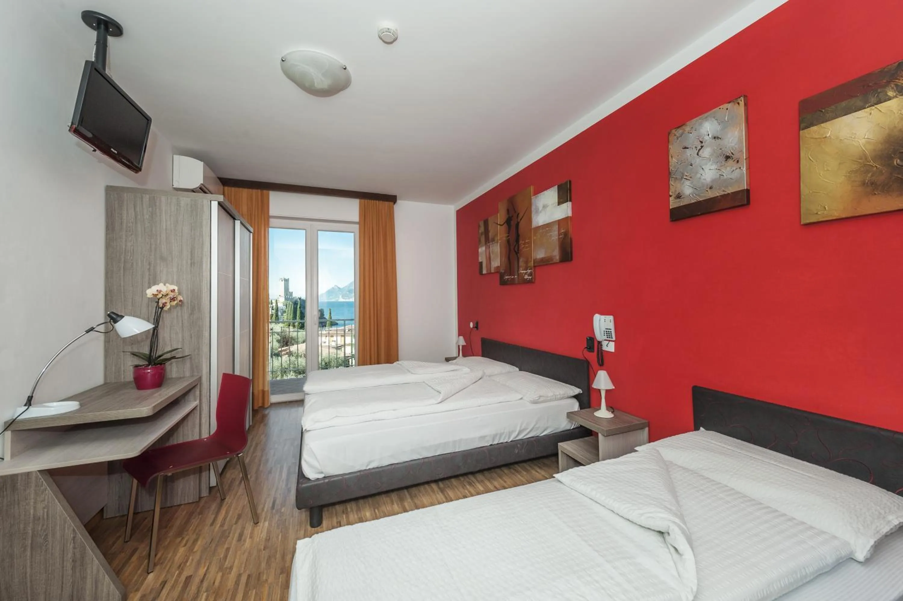 Bedroom, Bed in Hotel Garni Ischia