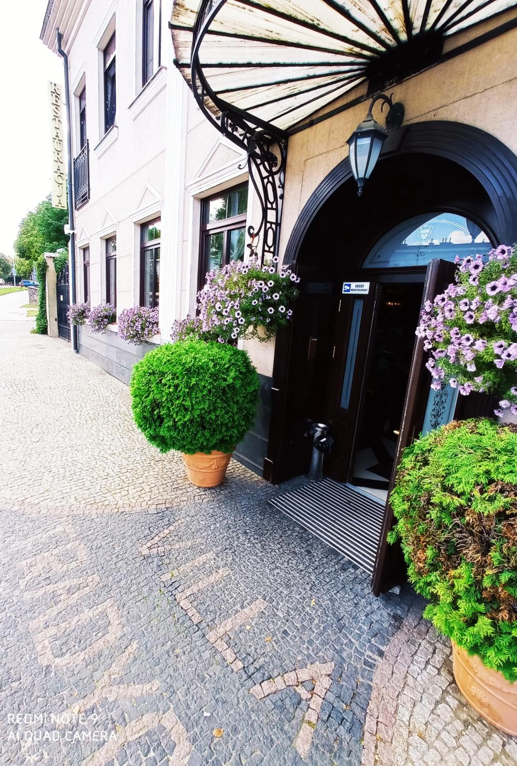 Facade/entrance in Villa Tradycja
