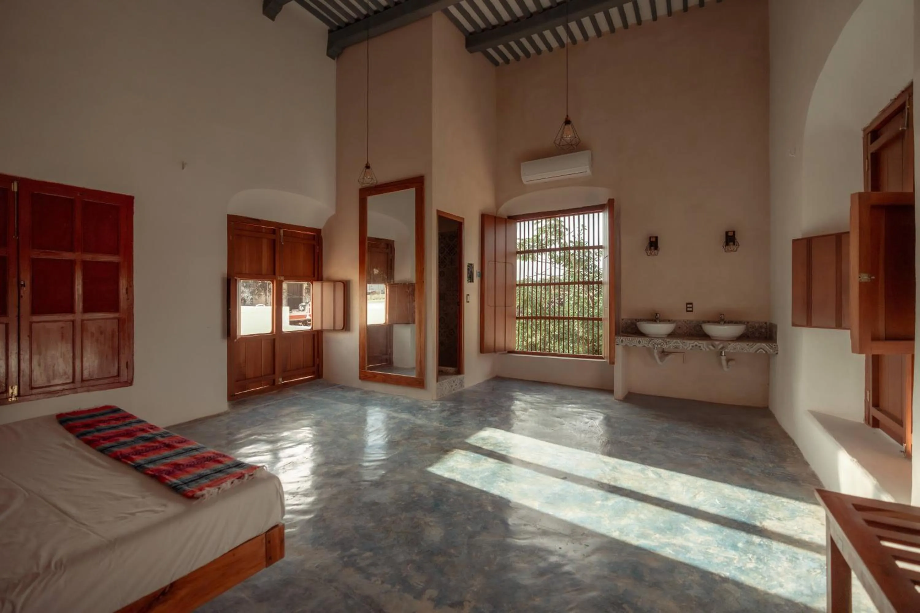 Photo of the whole room, Bed in Hotel Boutique Casa Jade