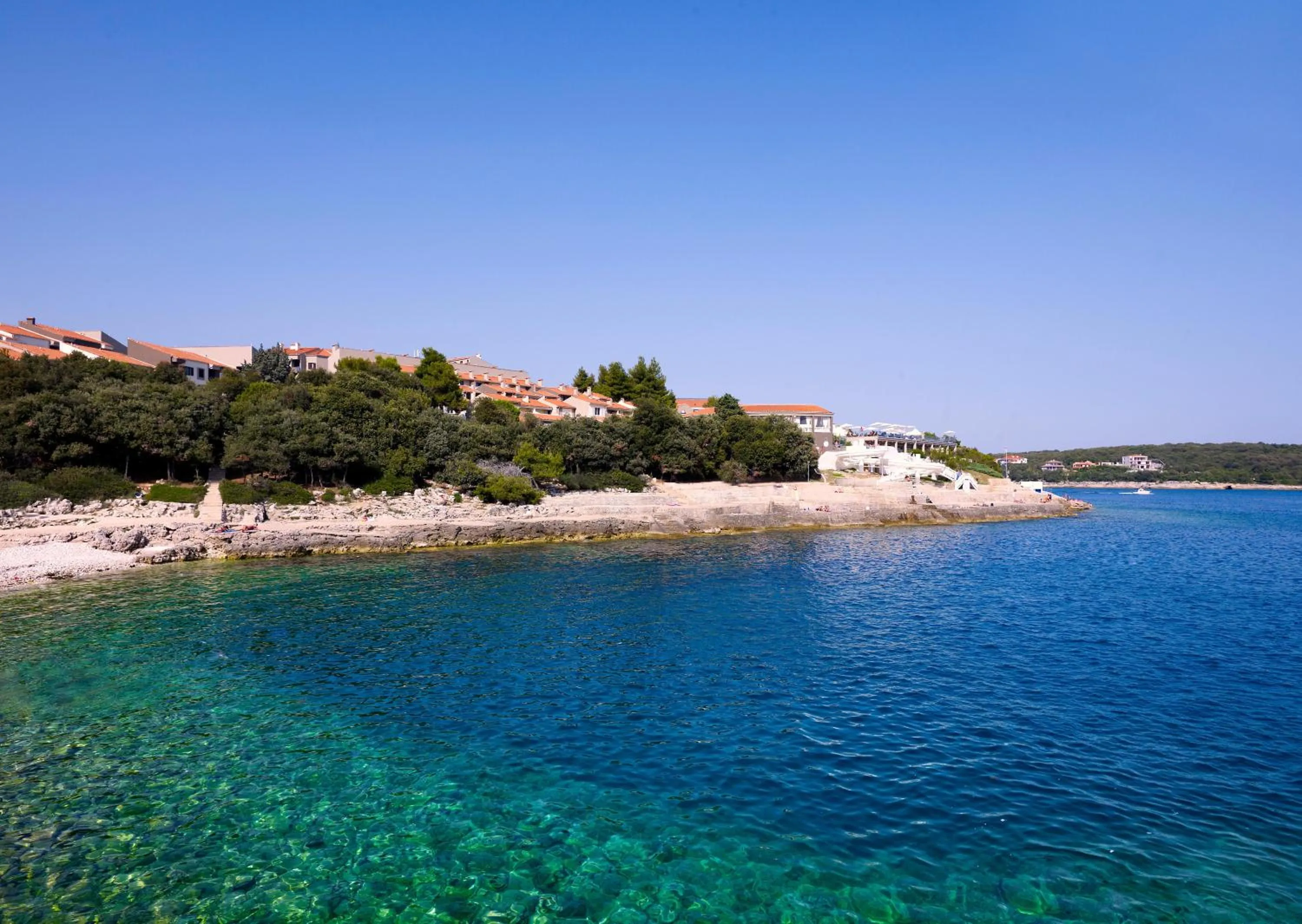 Beach in Verudela Villas
