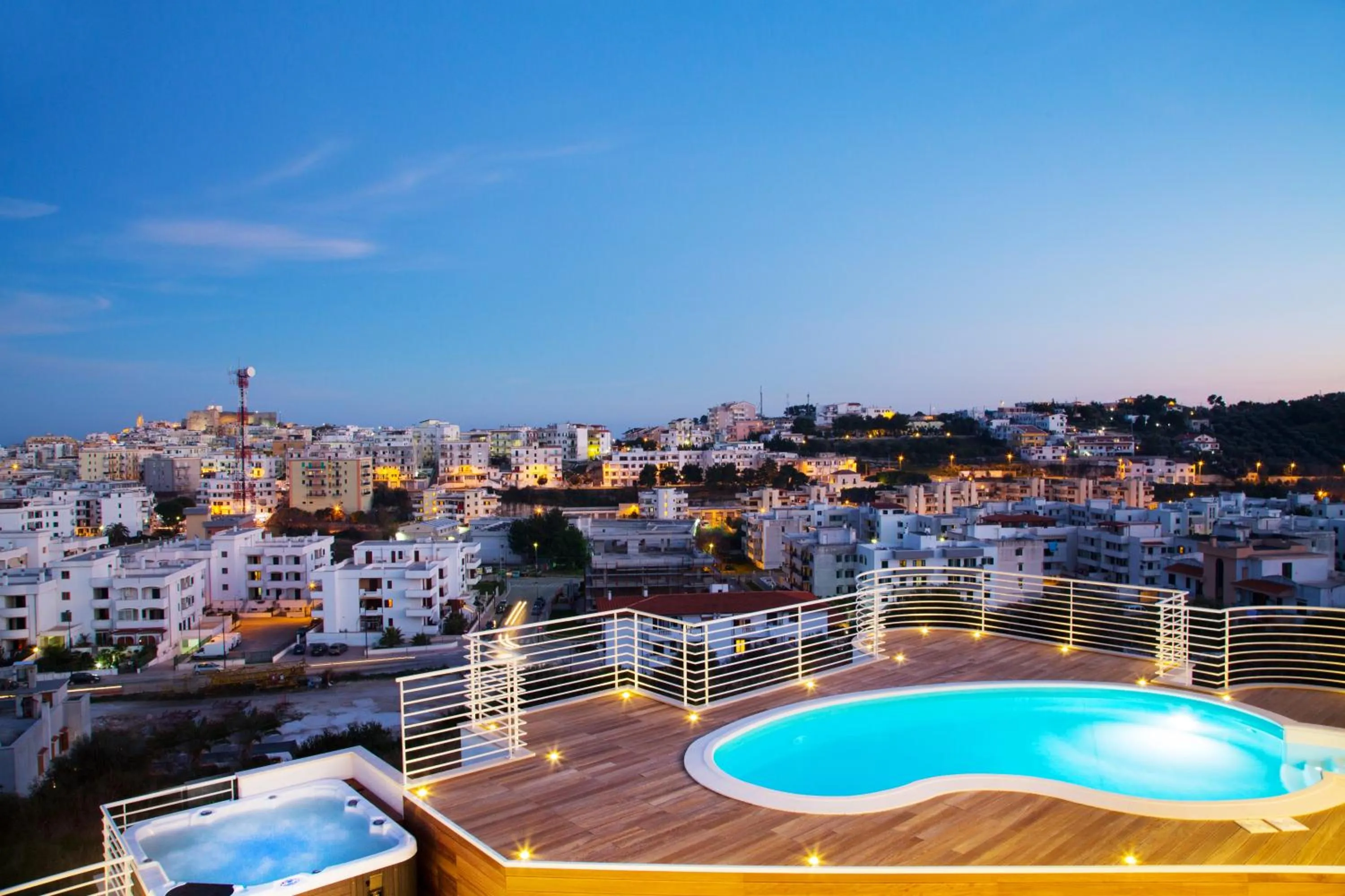 Swimming pool in Navicri B&B