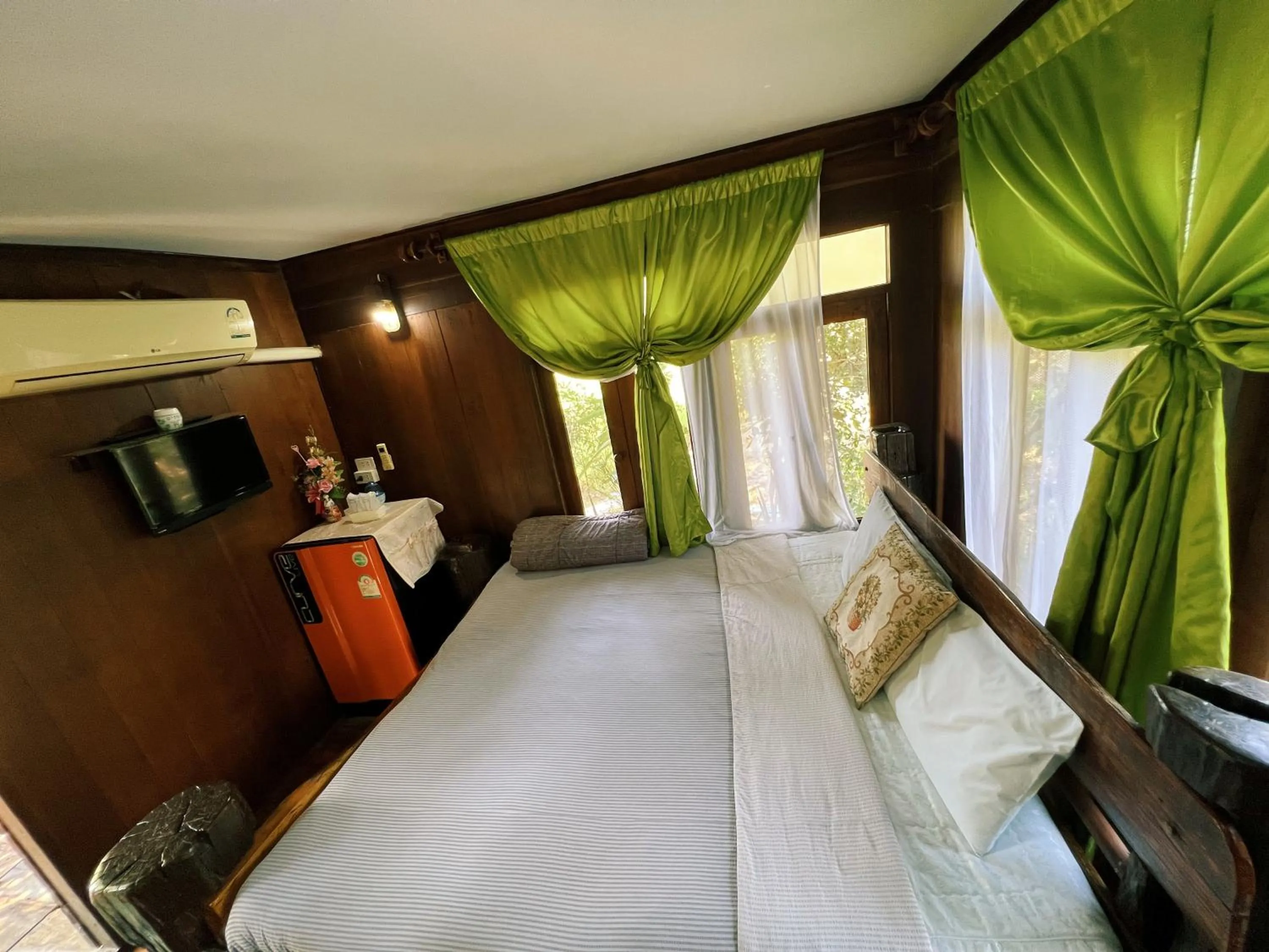 Bedroom, Bed in Sukhothai City Resort