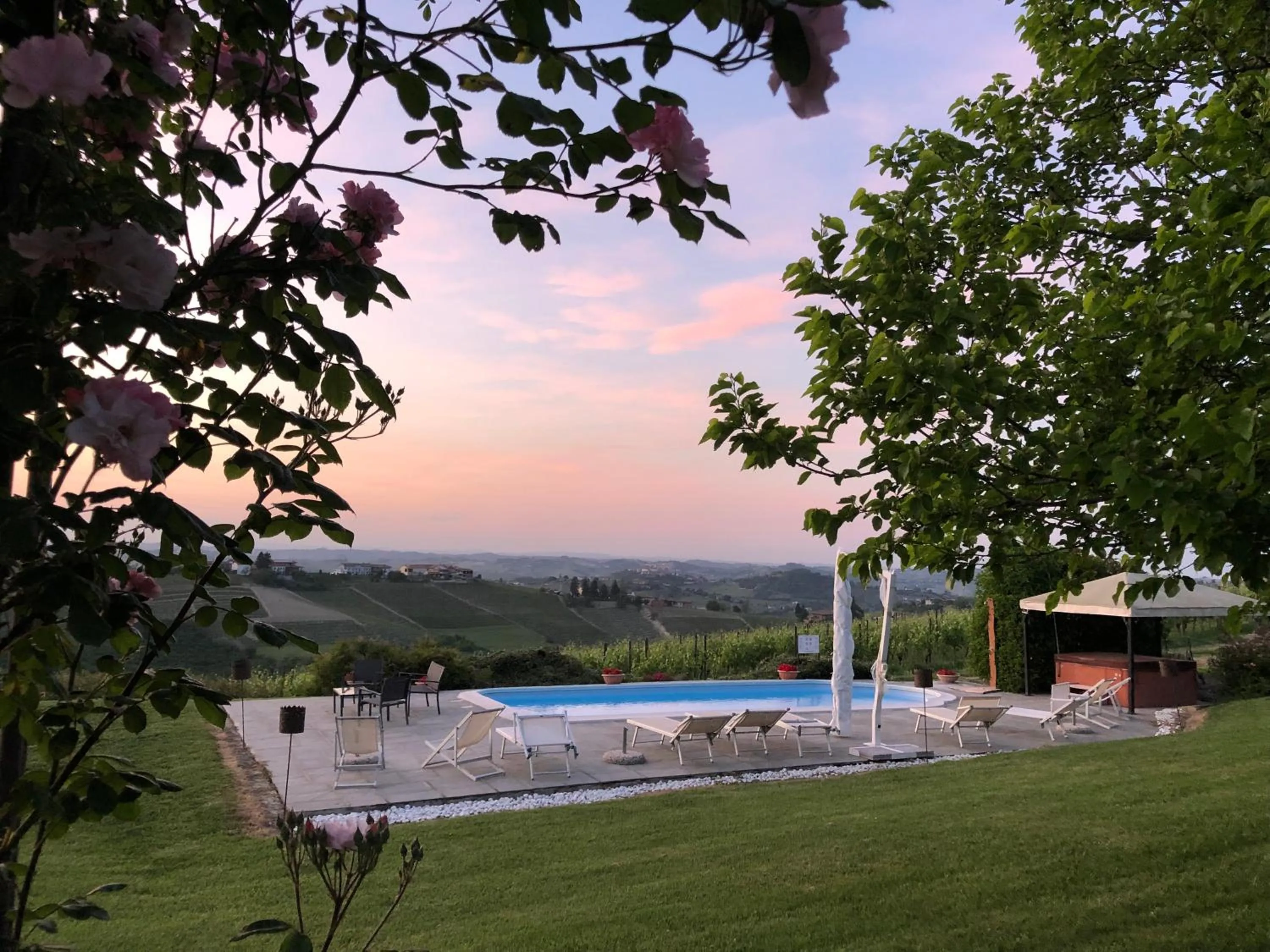 Pool view in Agriturismo La Casa in Collina