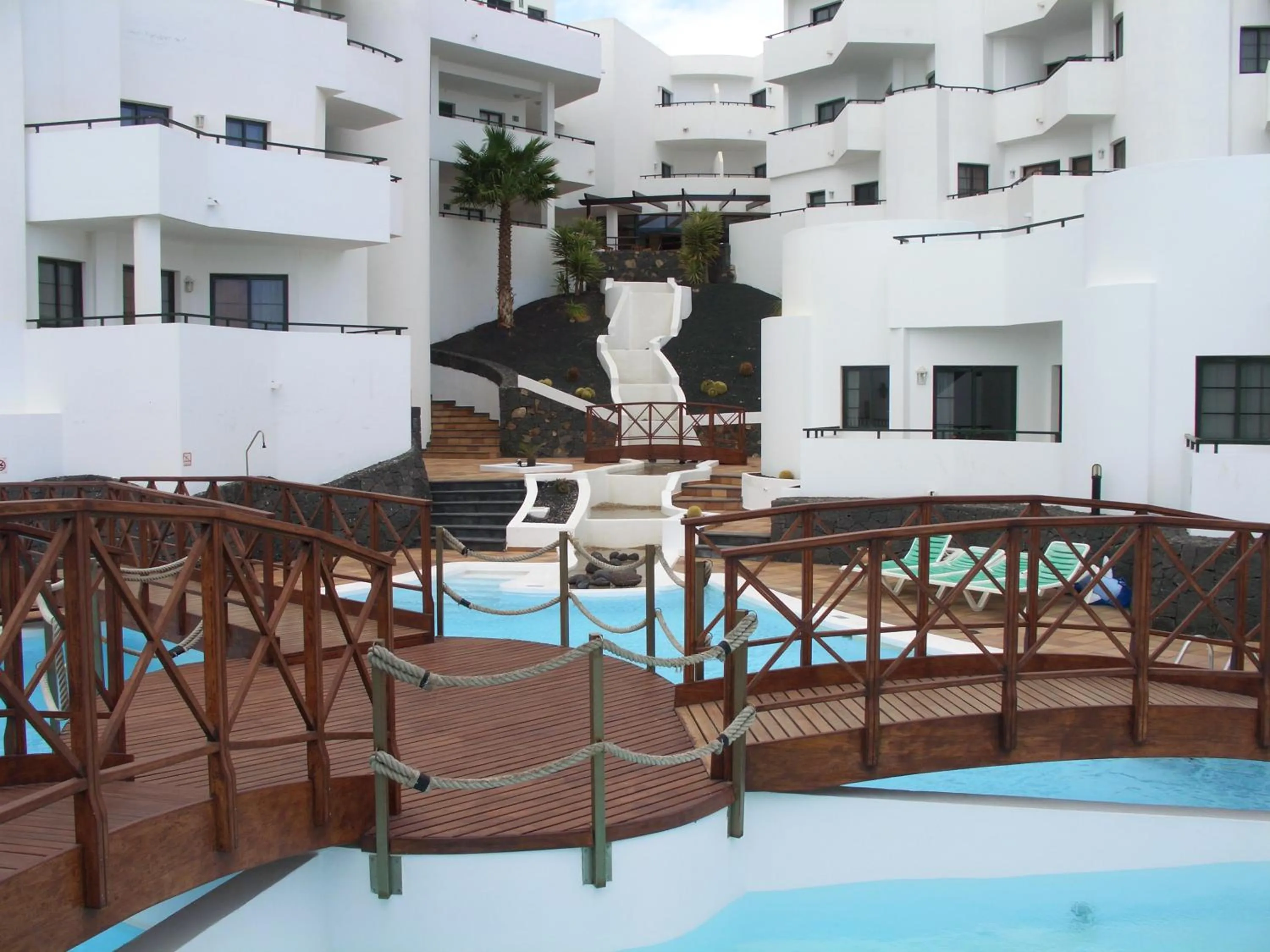 Swimming pool in Apartamentos Lanzarote Paradise Colinas