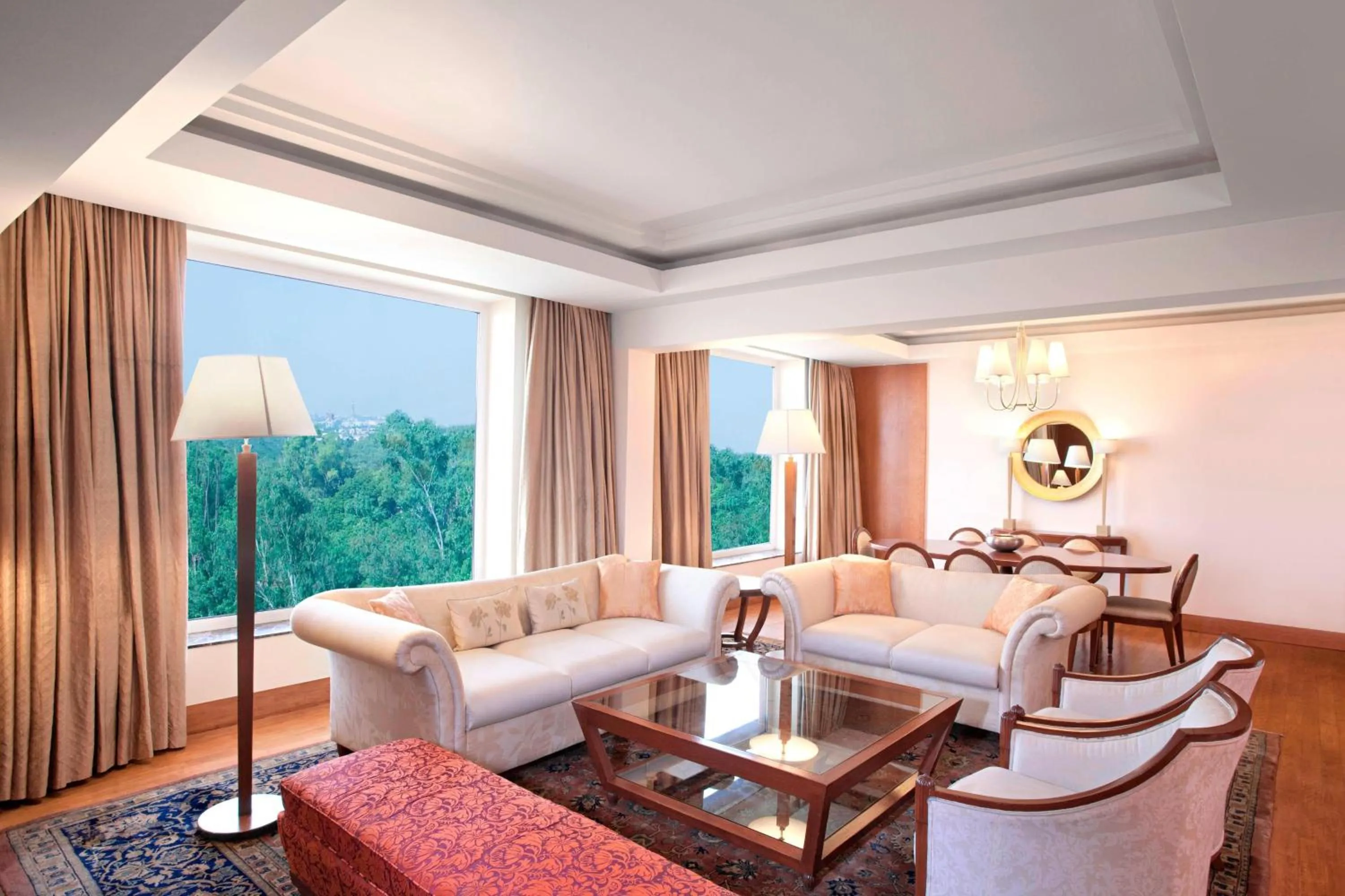 Living room in Sheraton New Delhi Hotel