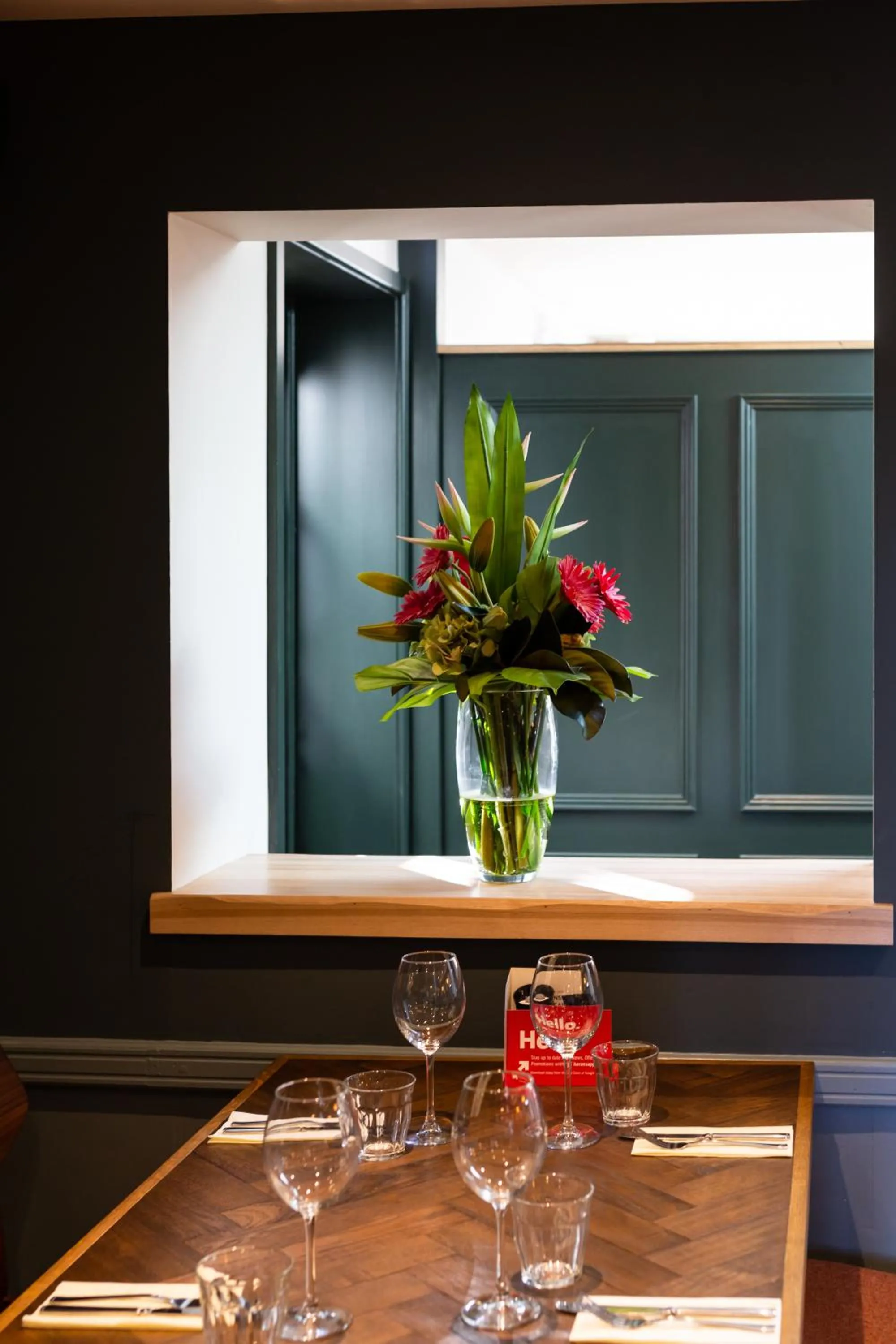 Restaurant/places to eat in The Inn West End