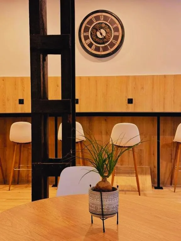 Living room in Urban Inn Capsule Madrid