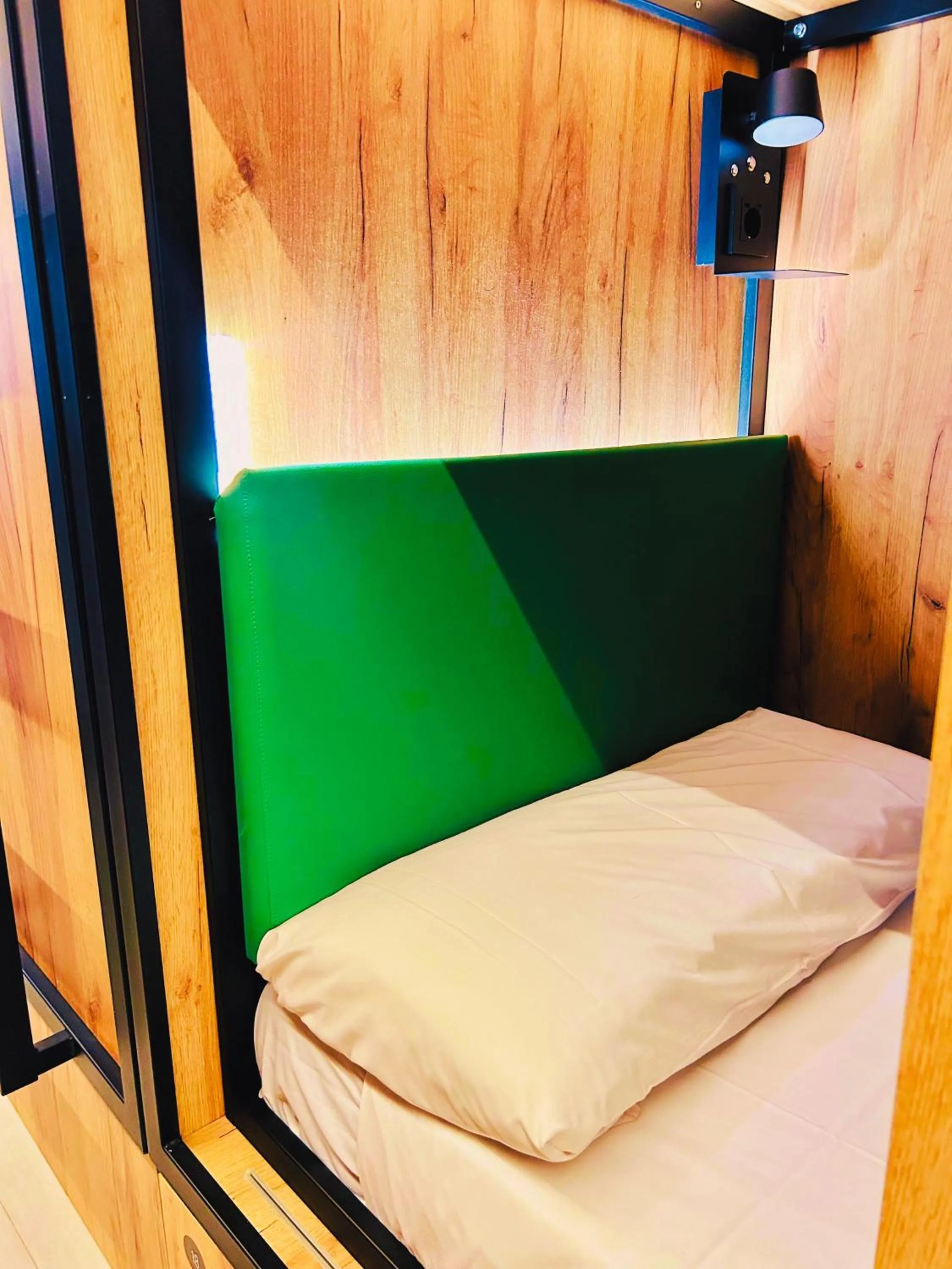 Bed in Urban Inn Capsule Madrid