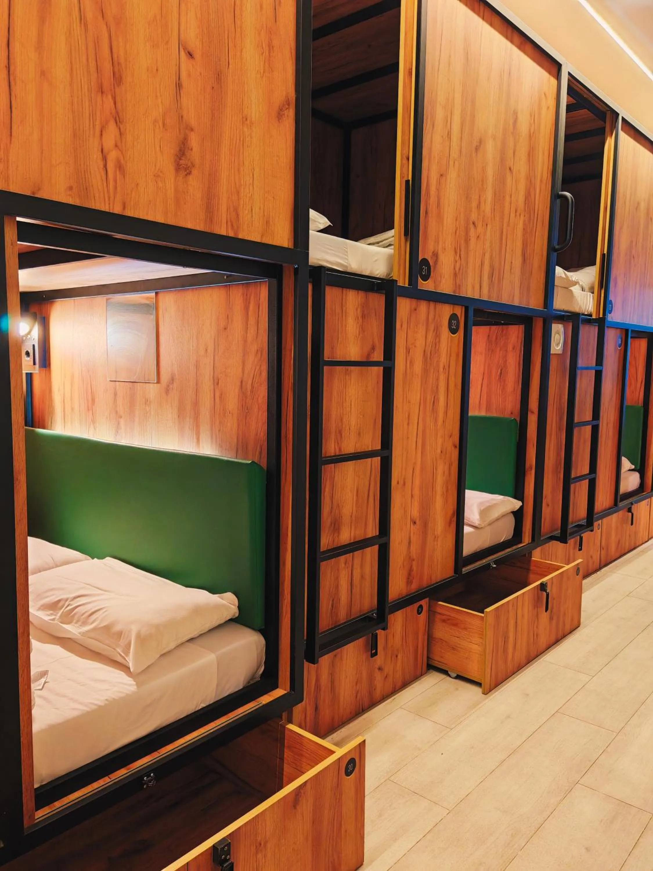 Bed in Urban Inn Capsule Madrid