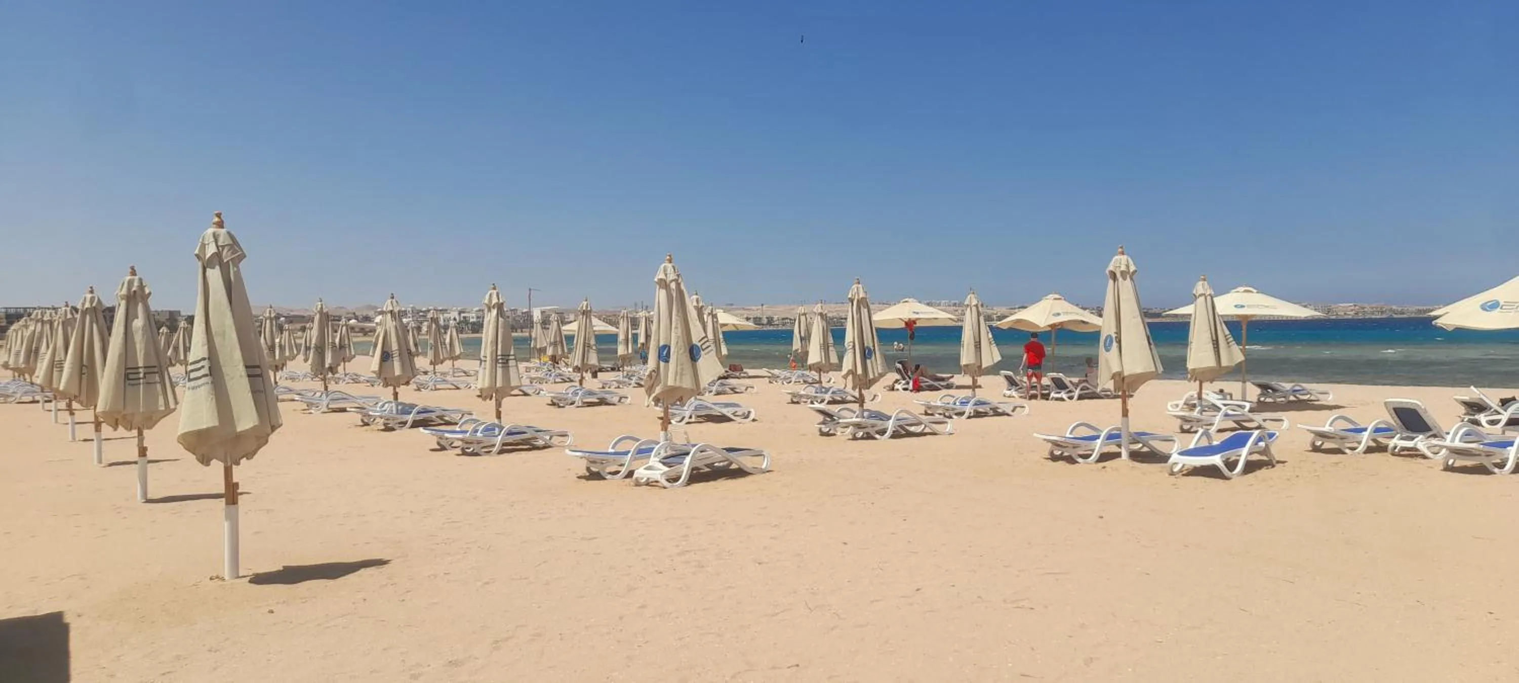 Beach in Flow Spectrum Resort Sahl Hasheesh