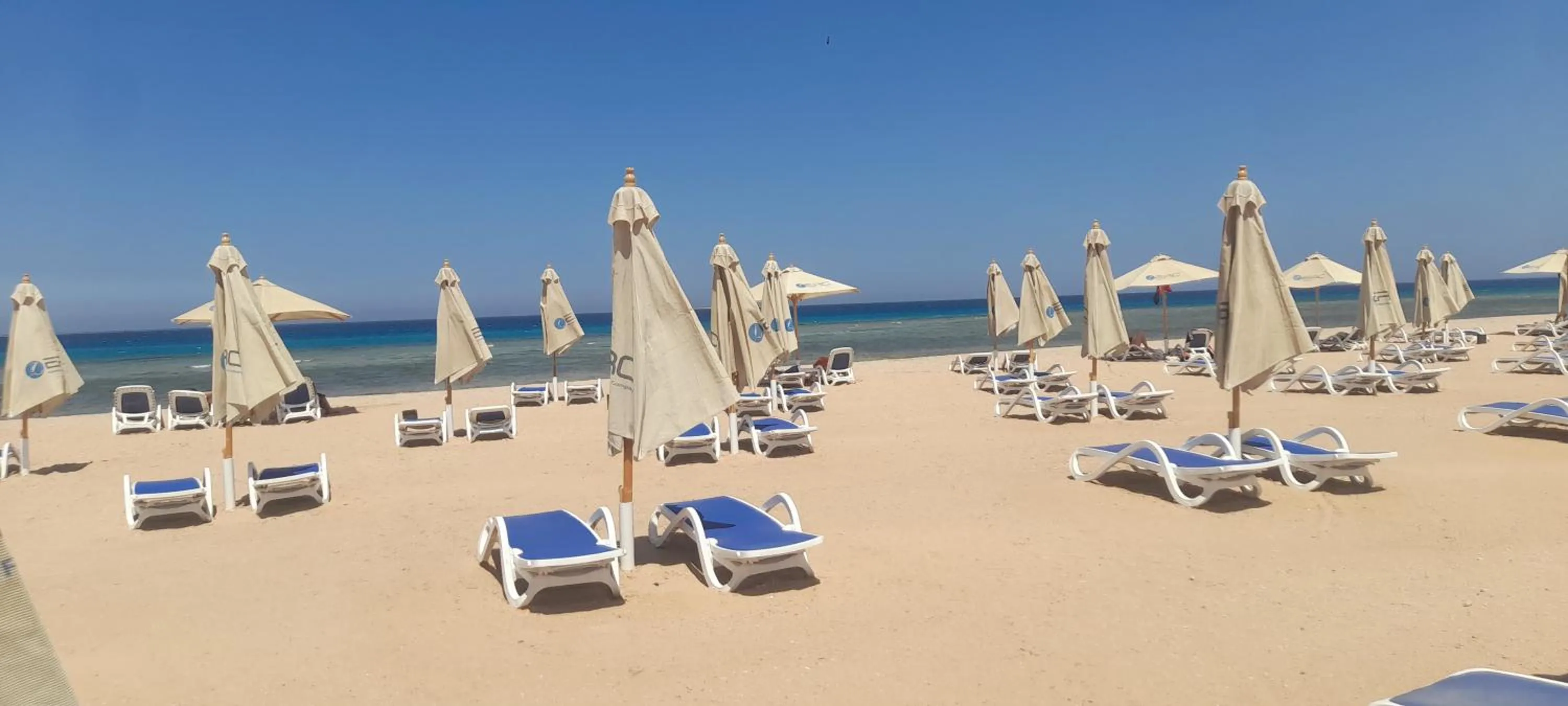 Beach in Flow Spectrum Resort Sahl Hasheesh