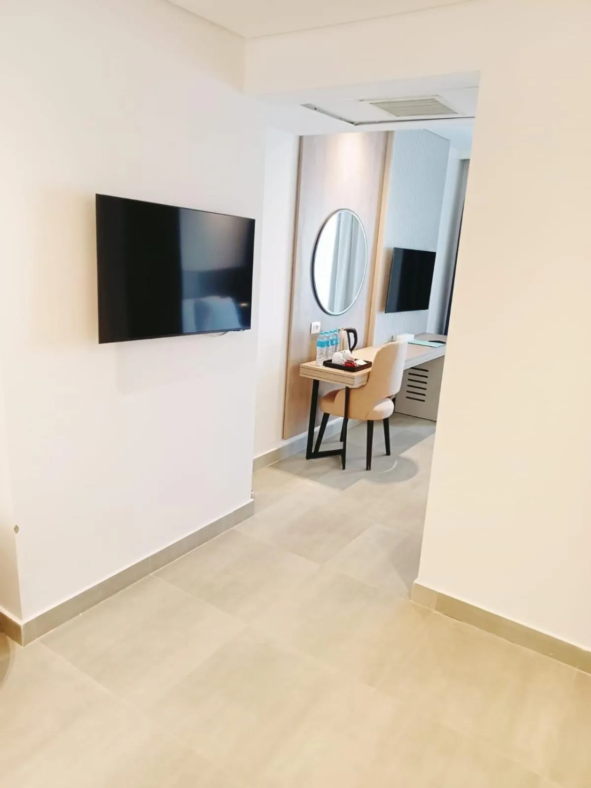 Communal lounge/ TV room in Flow Spectrum Resort Sahl Hasheesh