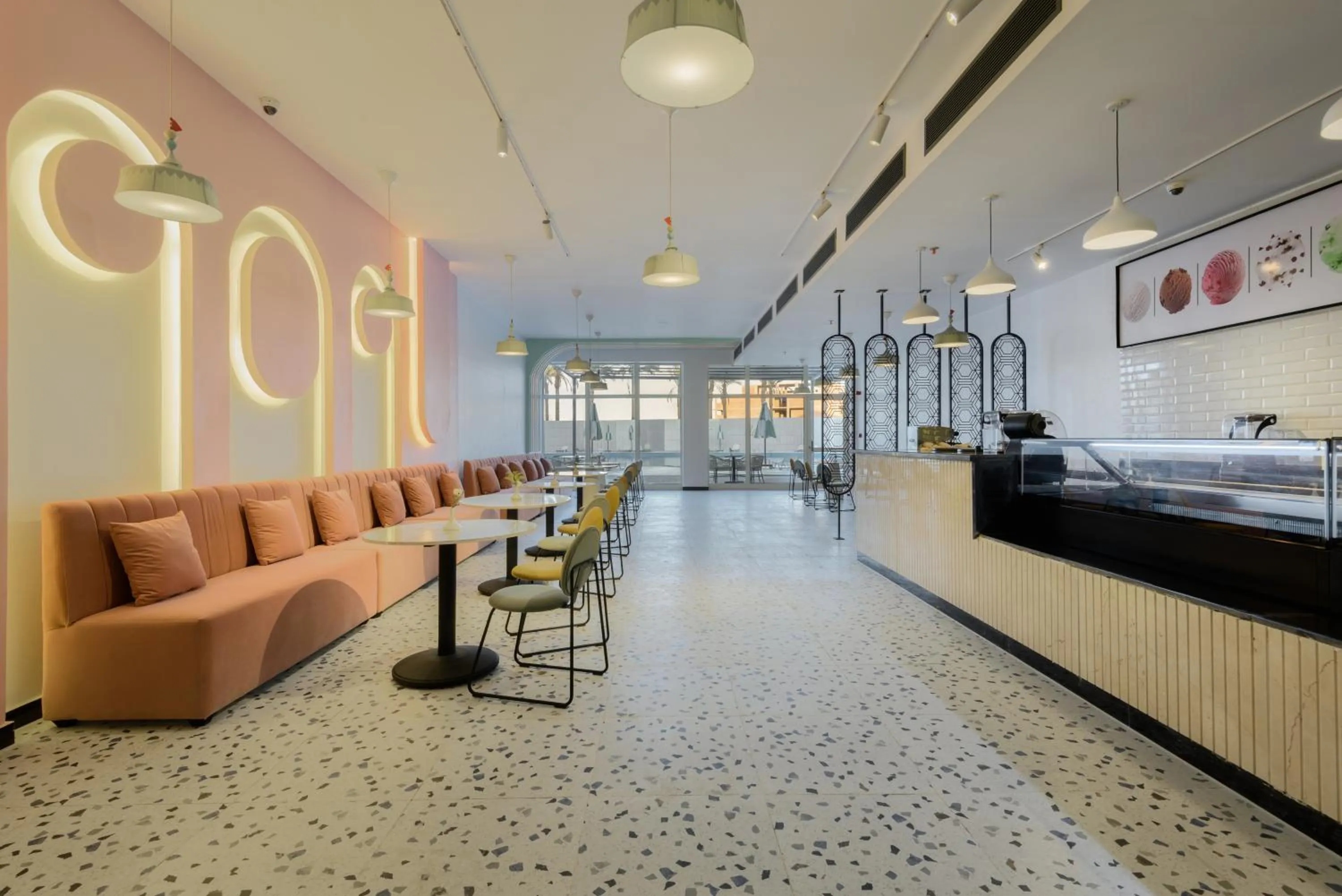 Restaurant/places to eat in Flow Spectrum Resort Sahl Hasheesh