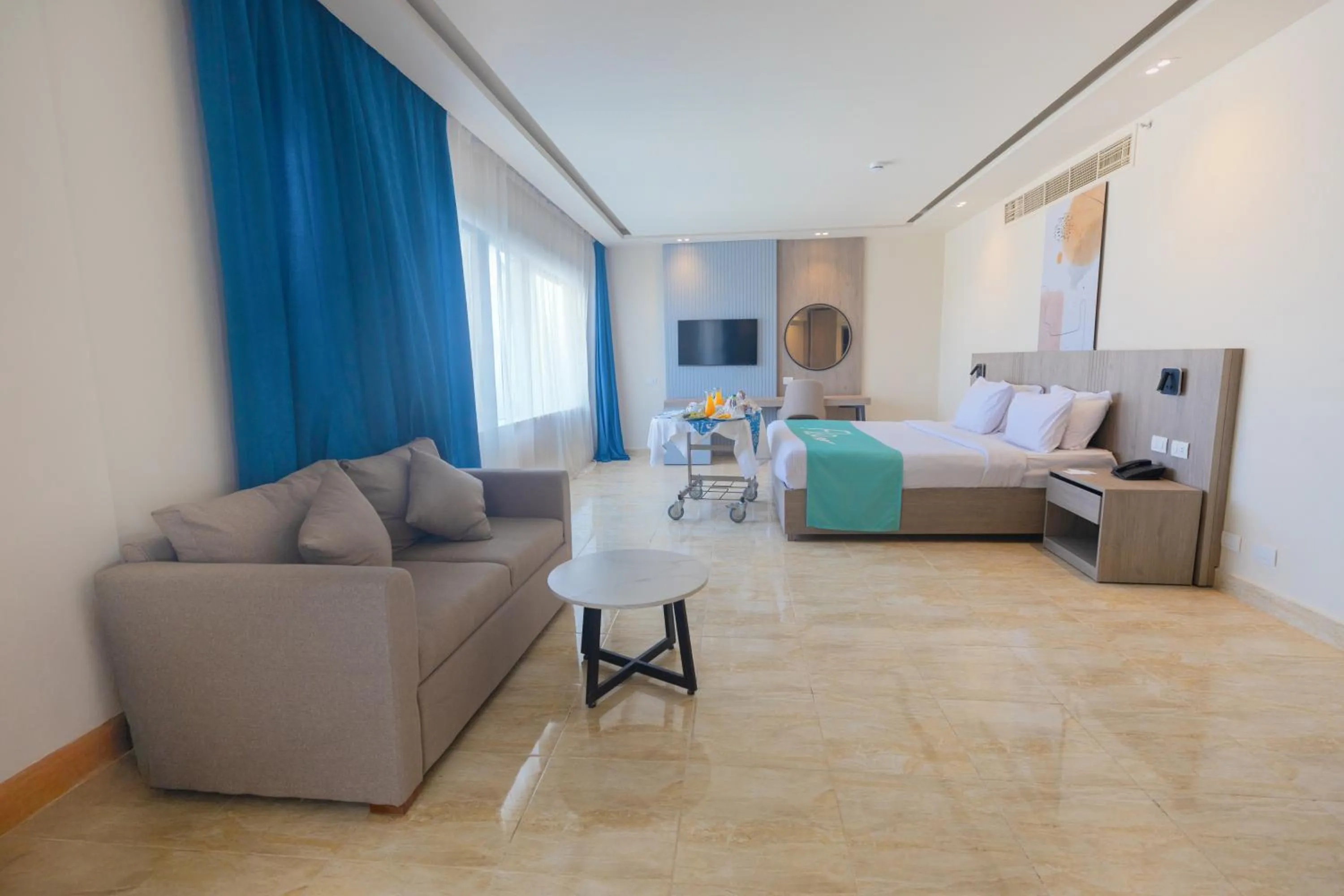 Bedroom, Bed in Flow Spectrum Resort Sahl Hasheesh