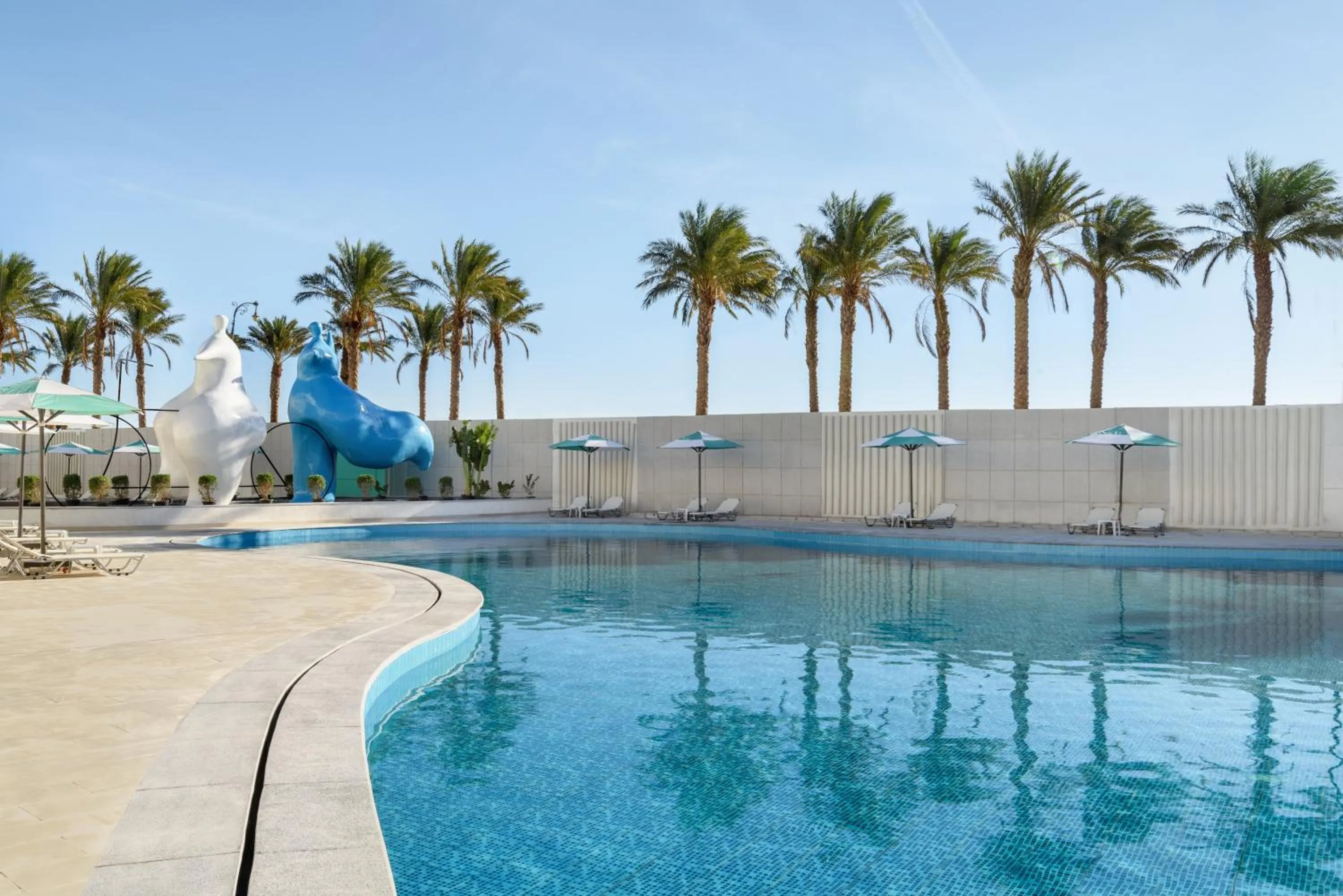 Swimming pool in Flow Spectrum Resort Sahl Hasheesh