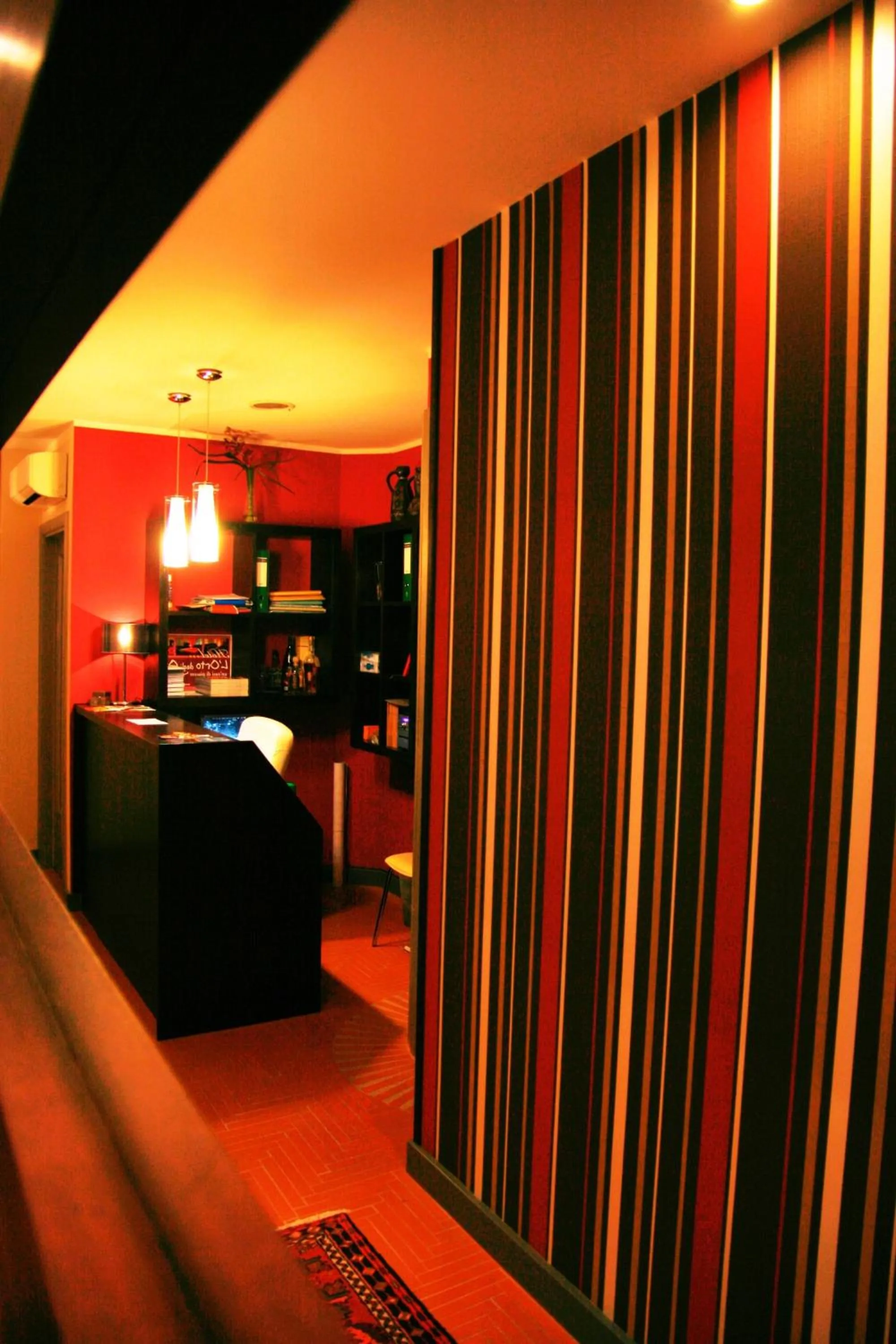 Decorative detail in Hotel L' Orto degli Otelli