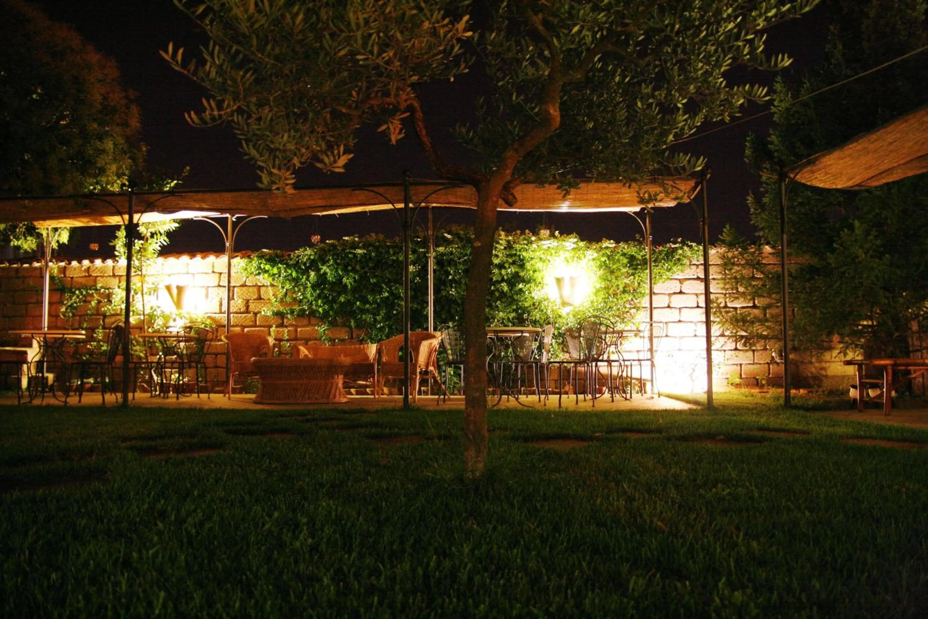 Patio in Hotel L' Orto degli Otelli