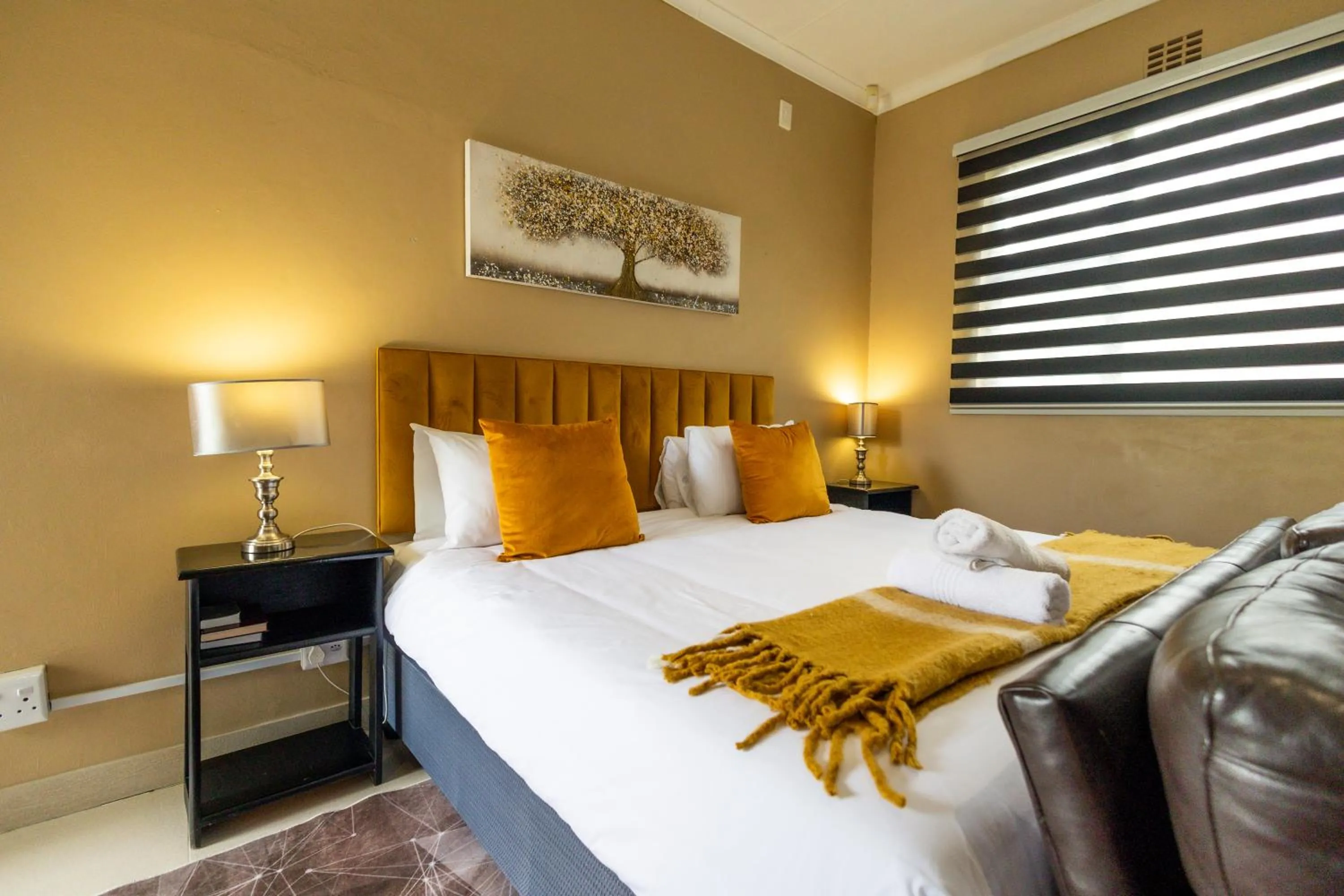 Bed in Fusion House B&B and Conference Venue