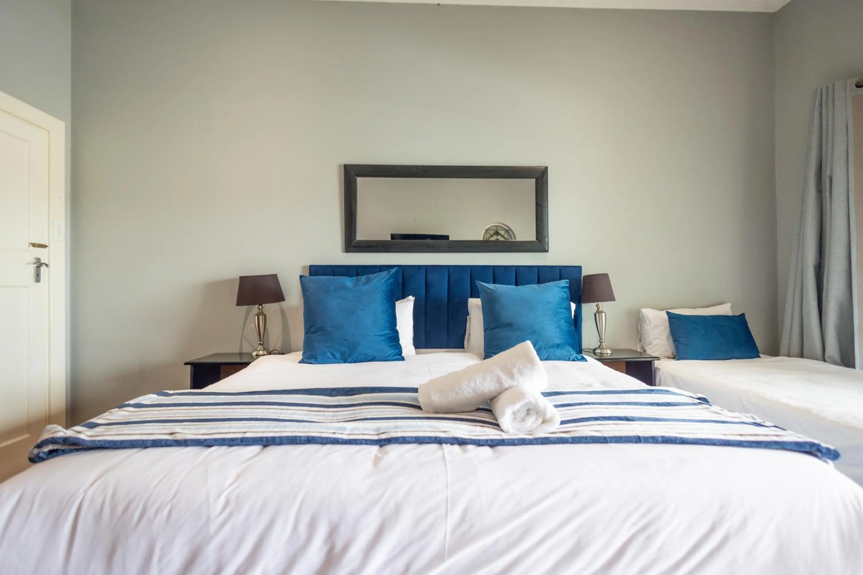 Bed in Fusion House B&B and Conference Venue