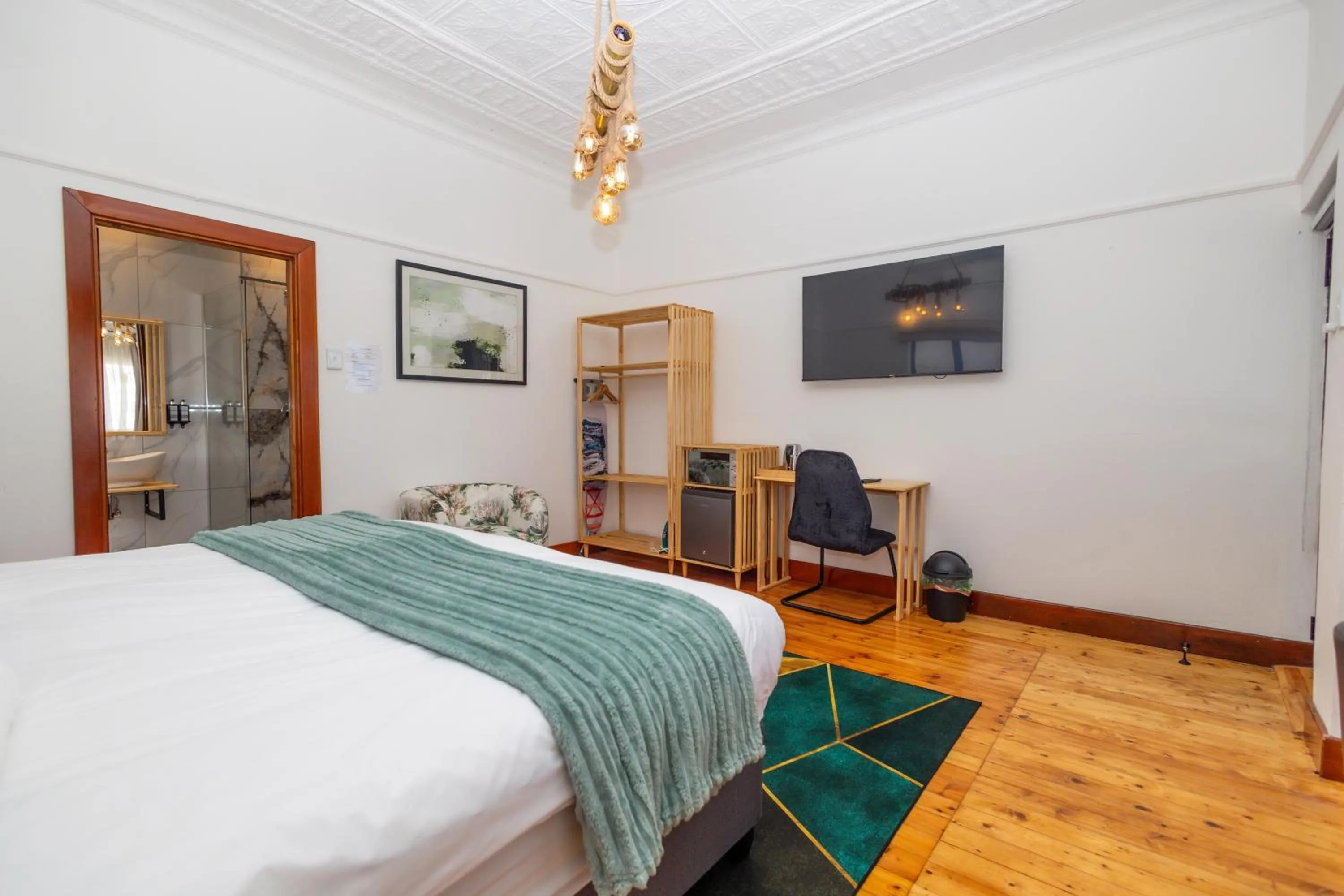 Bed in Fusion House B&B and Conference Venue