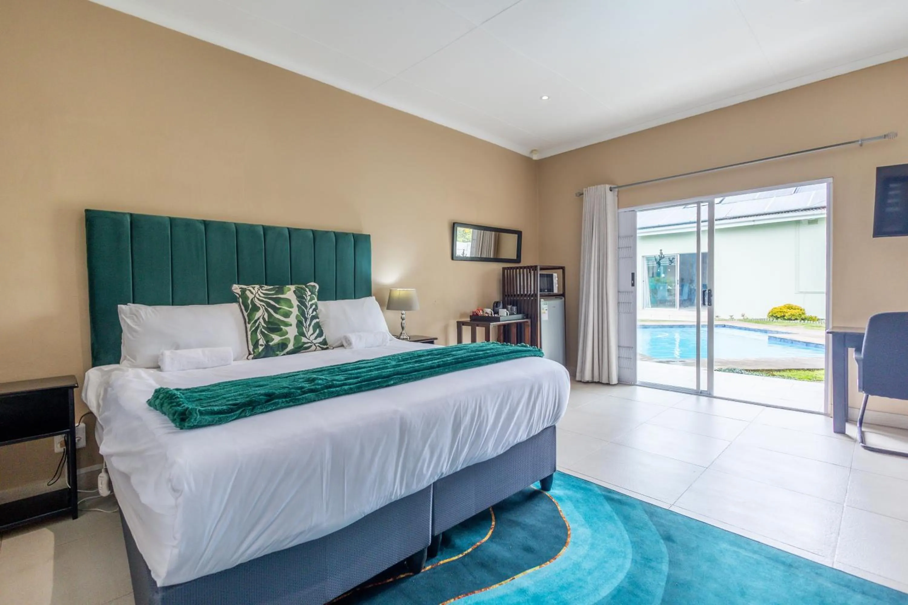 Bed in Fusion House B&B and Conference Venue