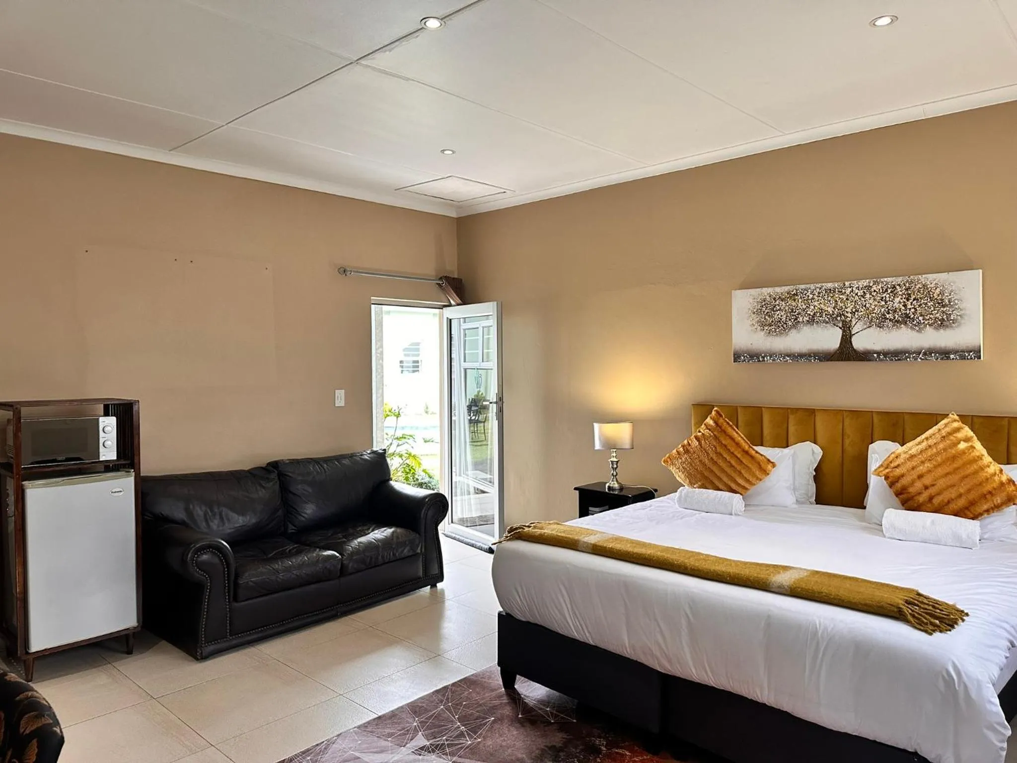 Bed in Fusion House B&B and Conference Venue