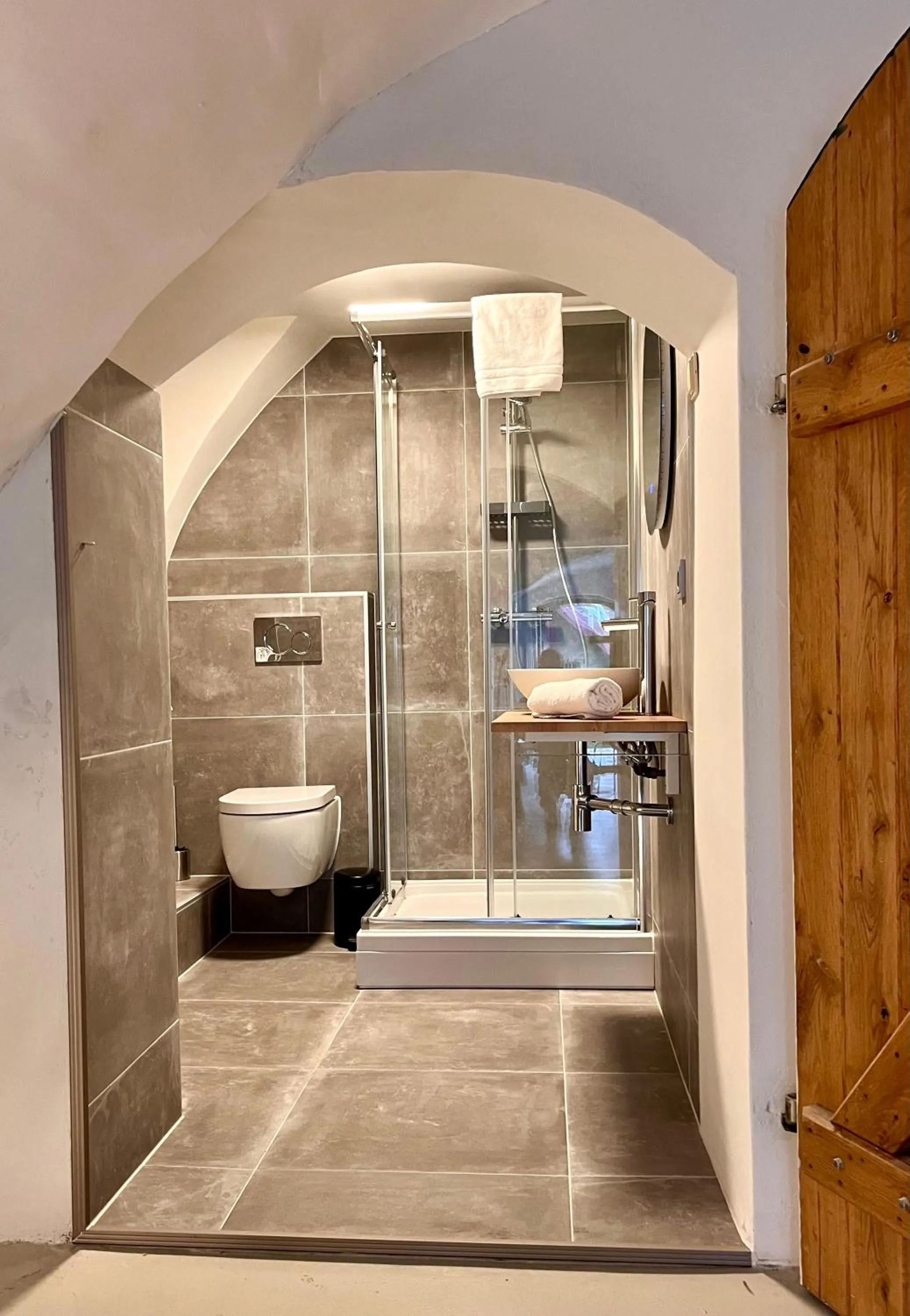 Bathroom in Court Hotel Utrecht City Centre