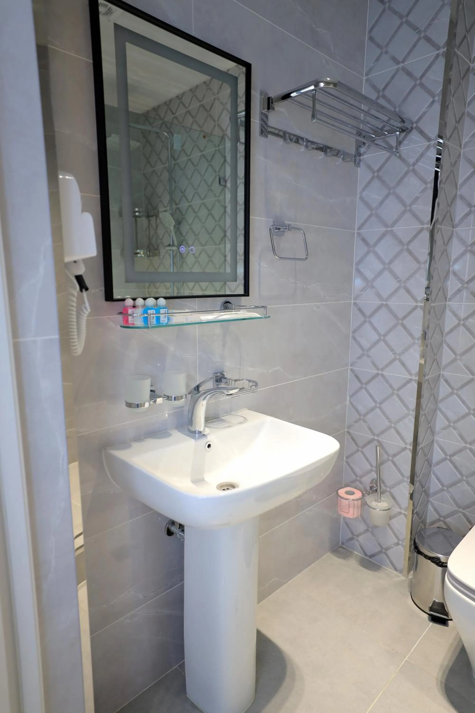 Bathroom in AMIR PLAZA hotel