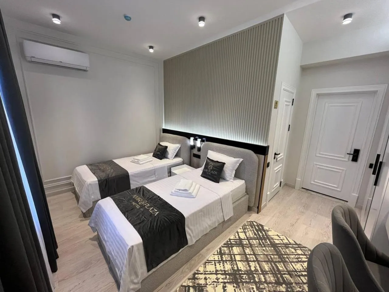 Bed in AMIR PLAZA hotel