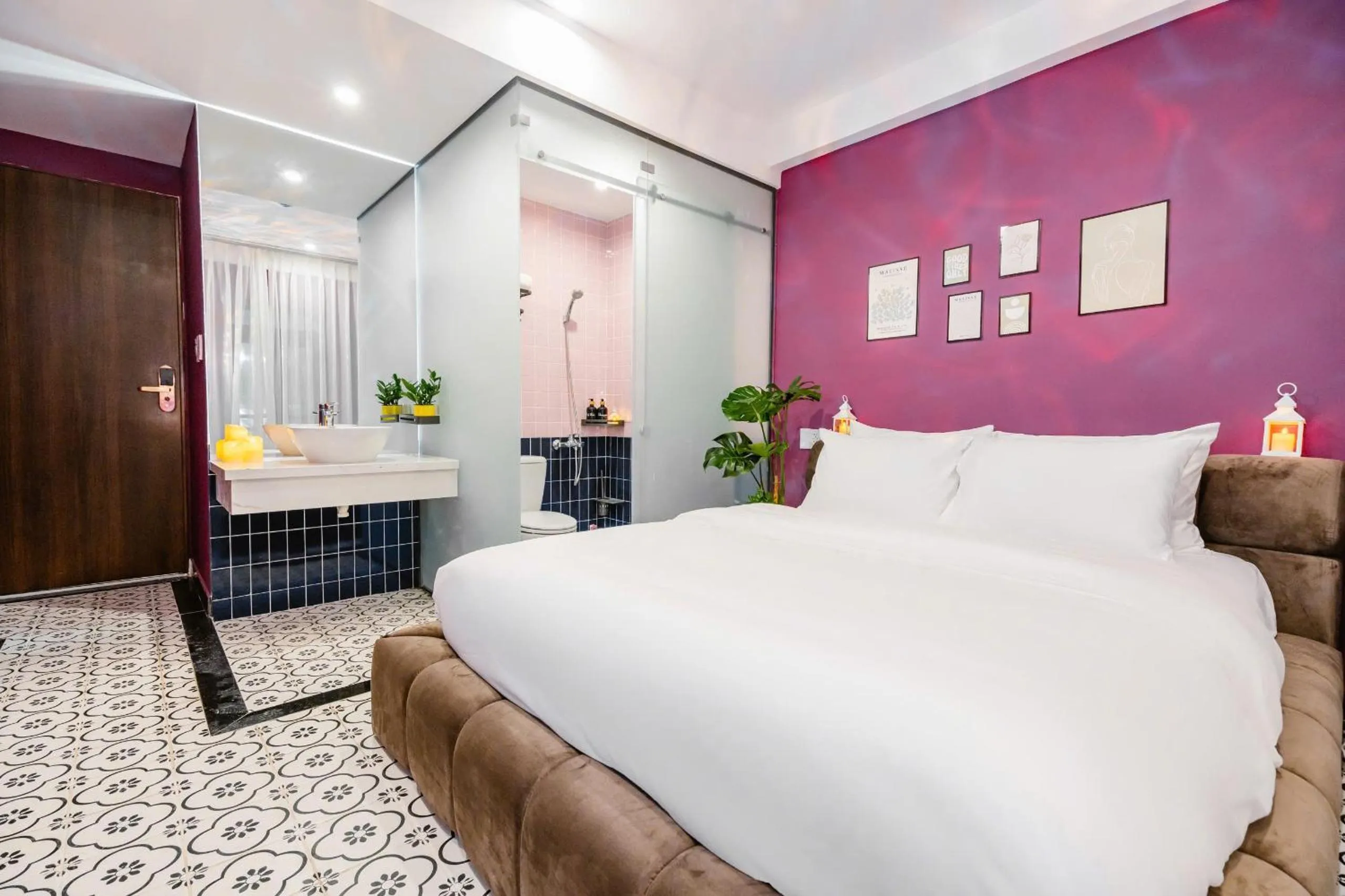 Bedroom in Cosy Hotel