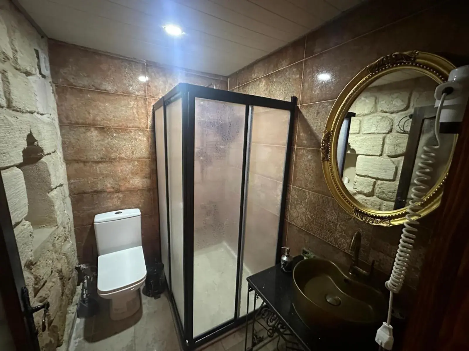 Large Twin Room in Sikeft Otel Large Twin Room in Sikeft Otel