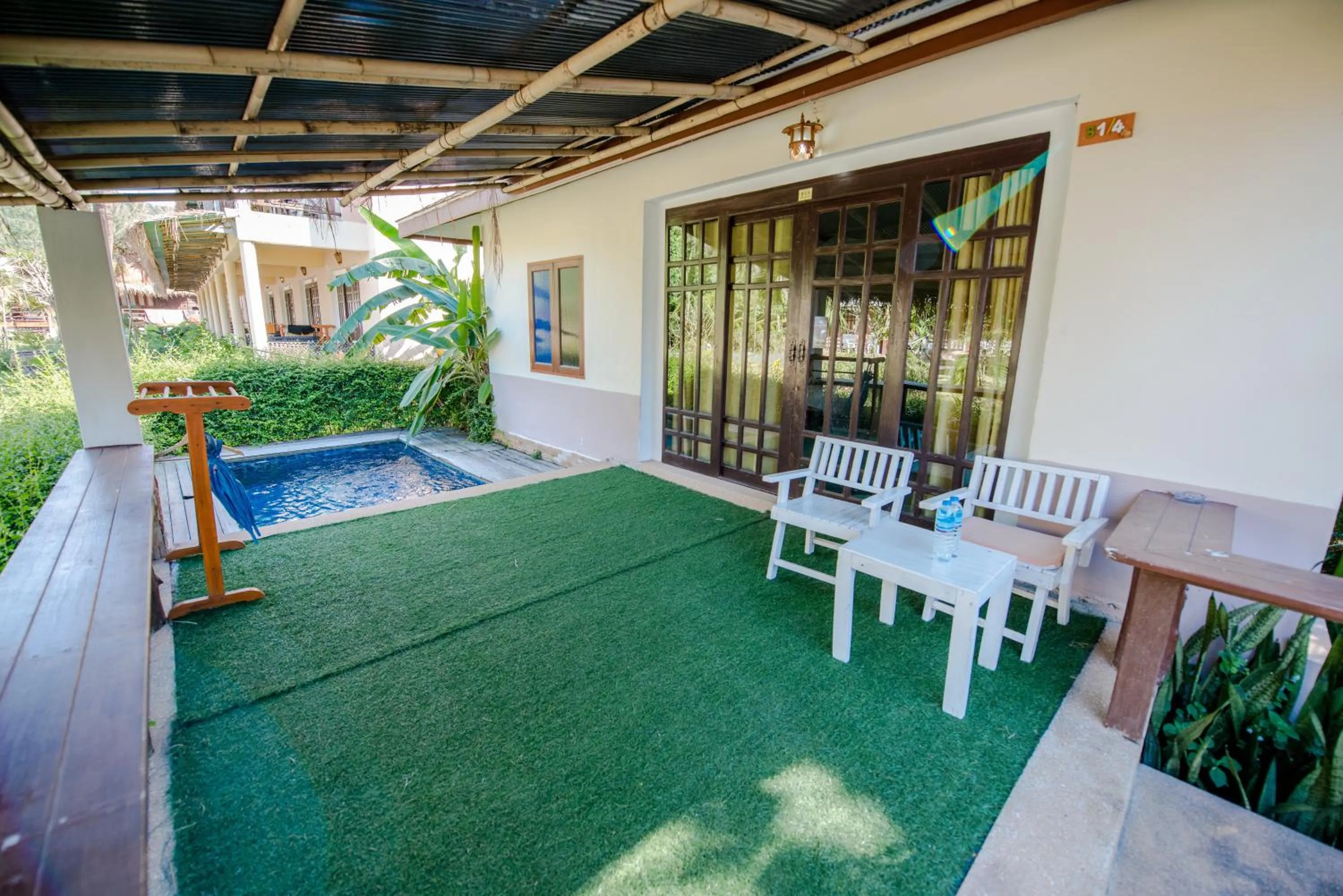 Balcony/Terrace in Banana Beach Resort