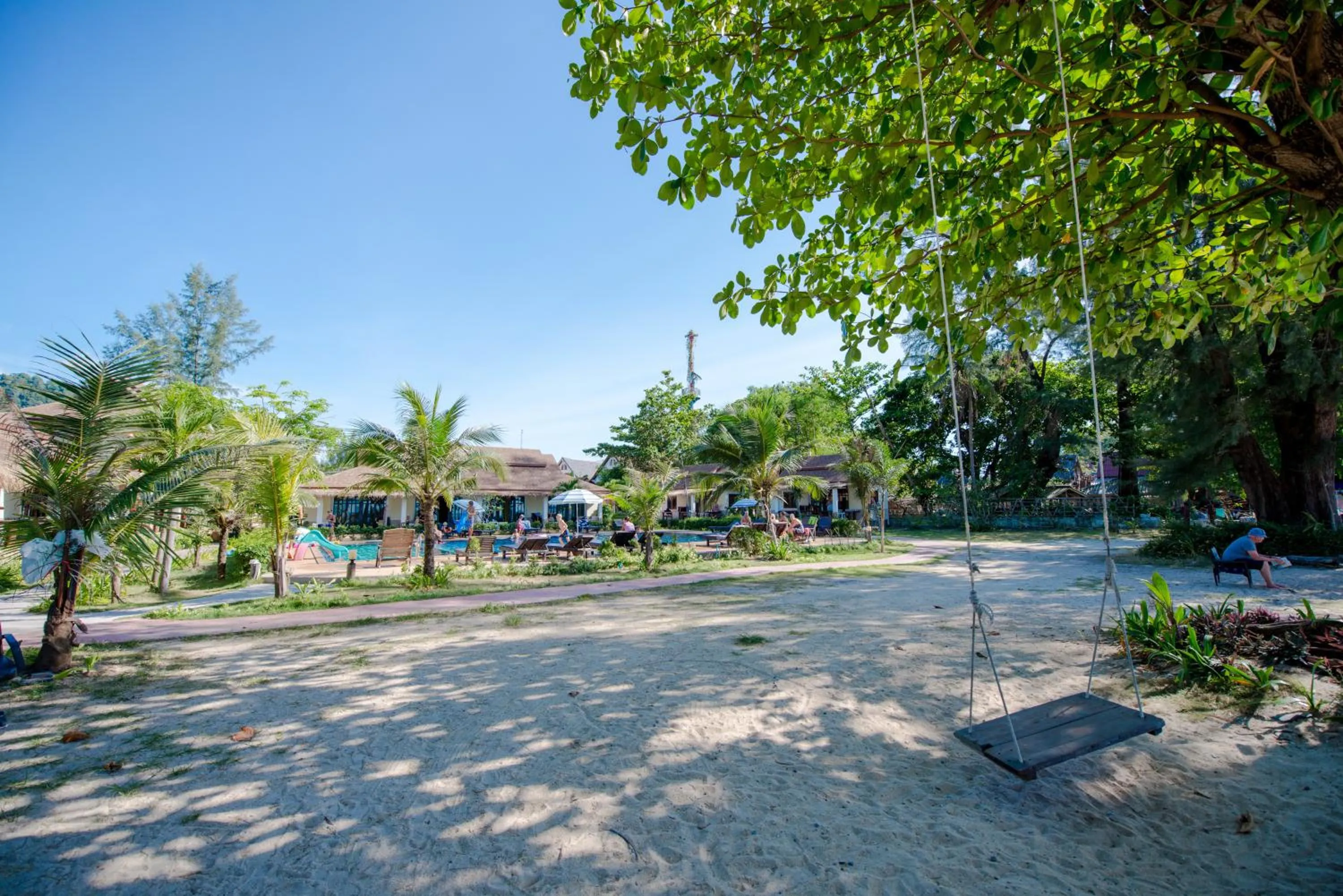Swimming pool in Banana Beach Resort