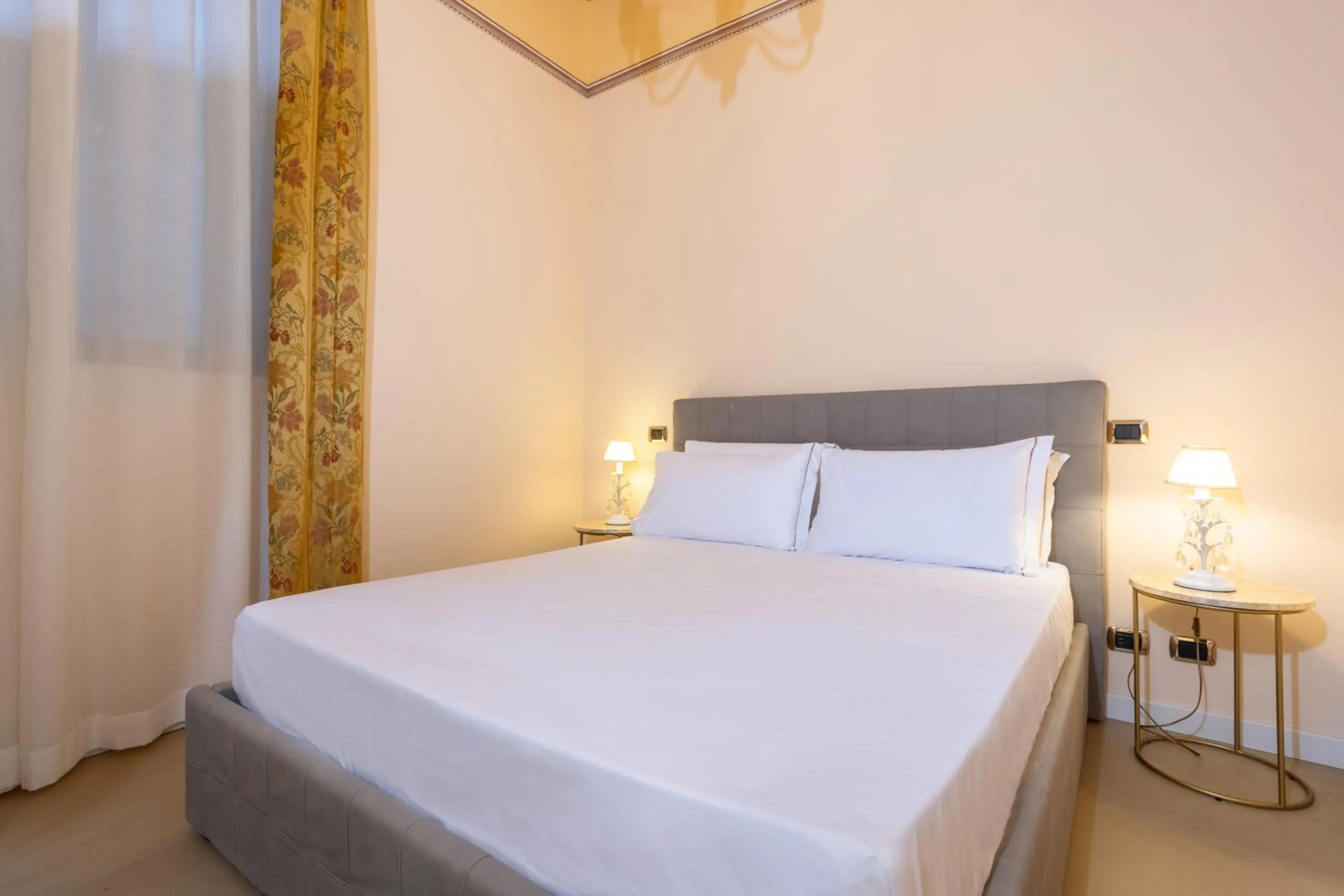 Bedroom, Bed in Antico Portego