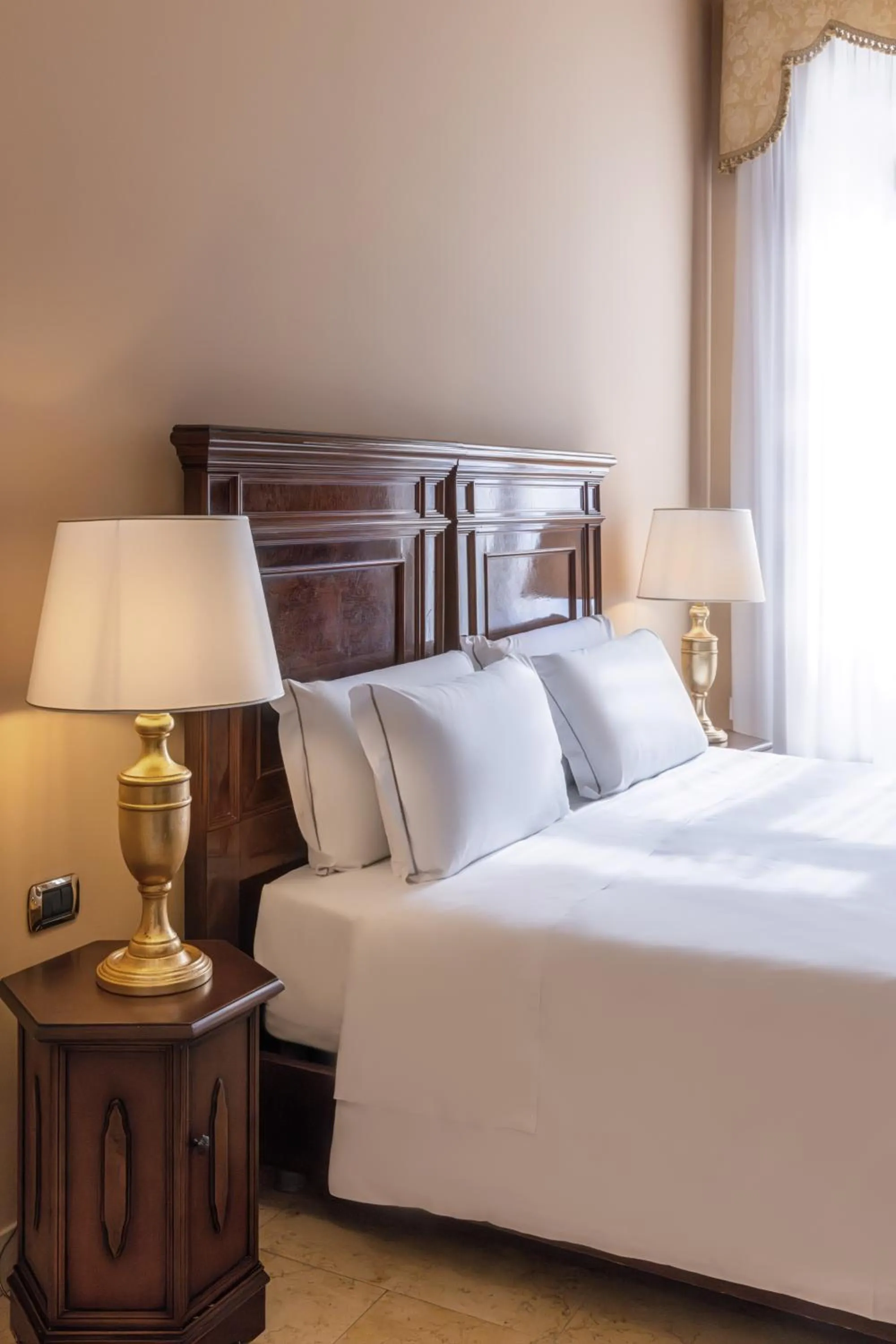 Bed in Antico Portego