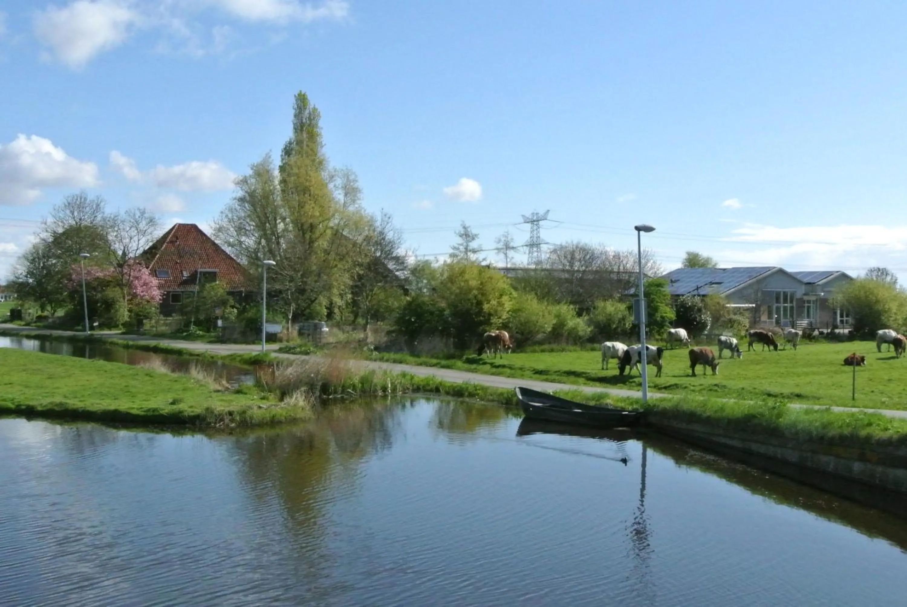 Property building in Appartement Voorhuis en chalet Klein Waterland