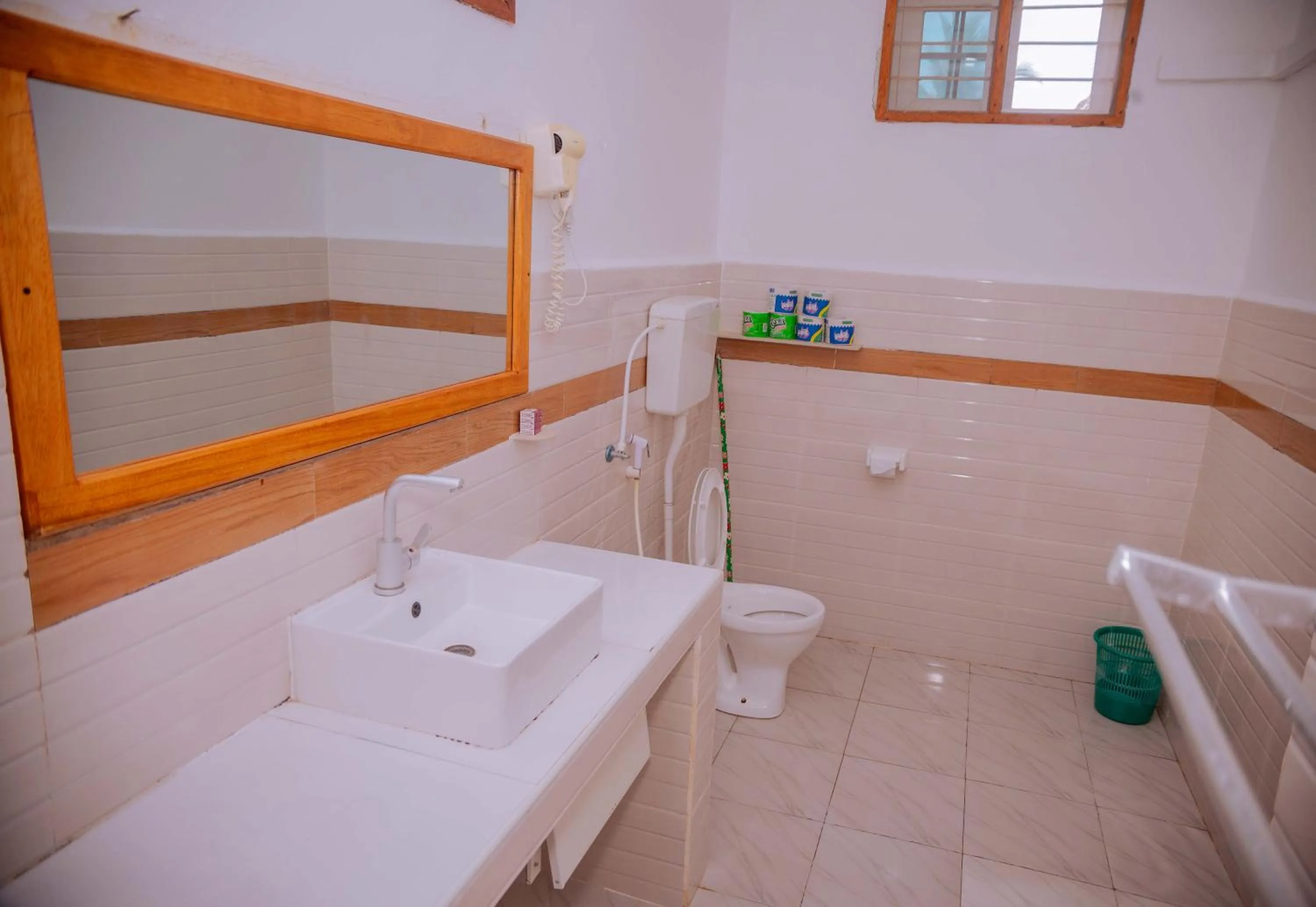 Toilet in Baraka Beach Bungalows