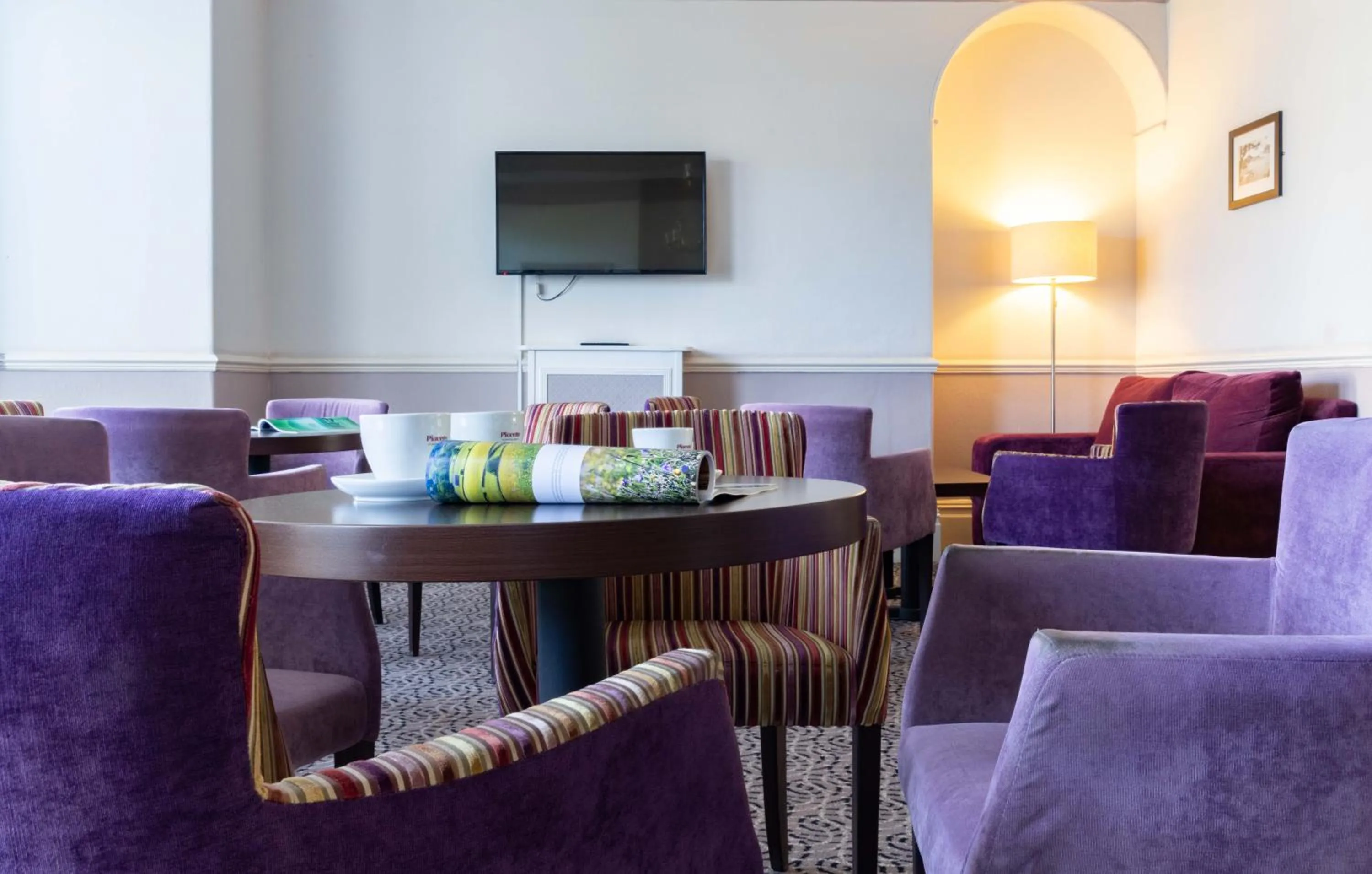 Seating area in Dilkhusa Grand Hotel by Compass Hospitality