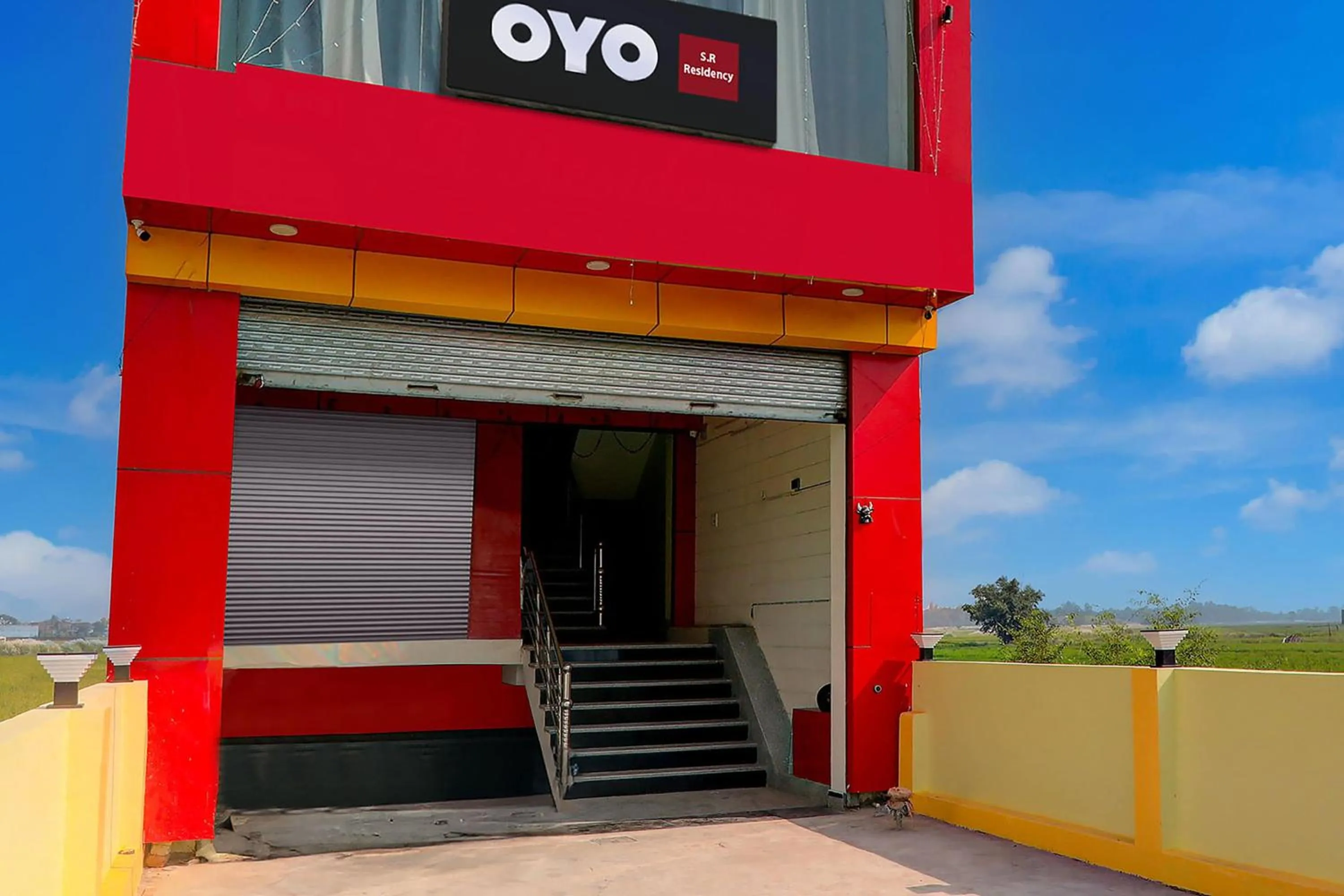 Facade/entrance in Hotel O SR Residency